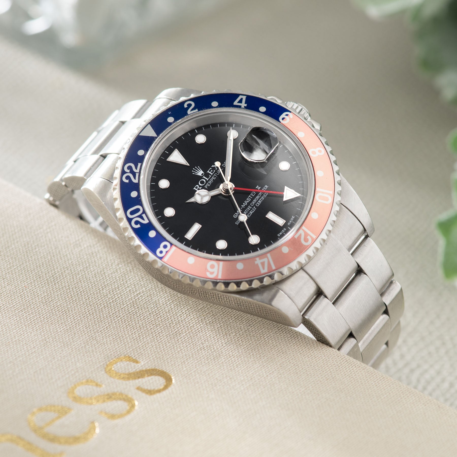 Rolex GMT-Master 2 16710 Pepsi Bezel