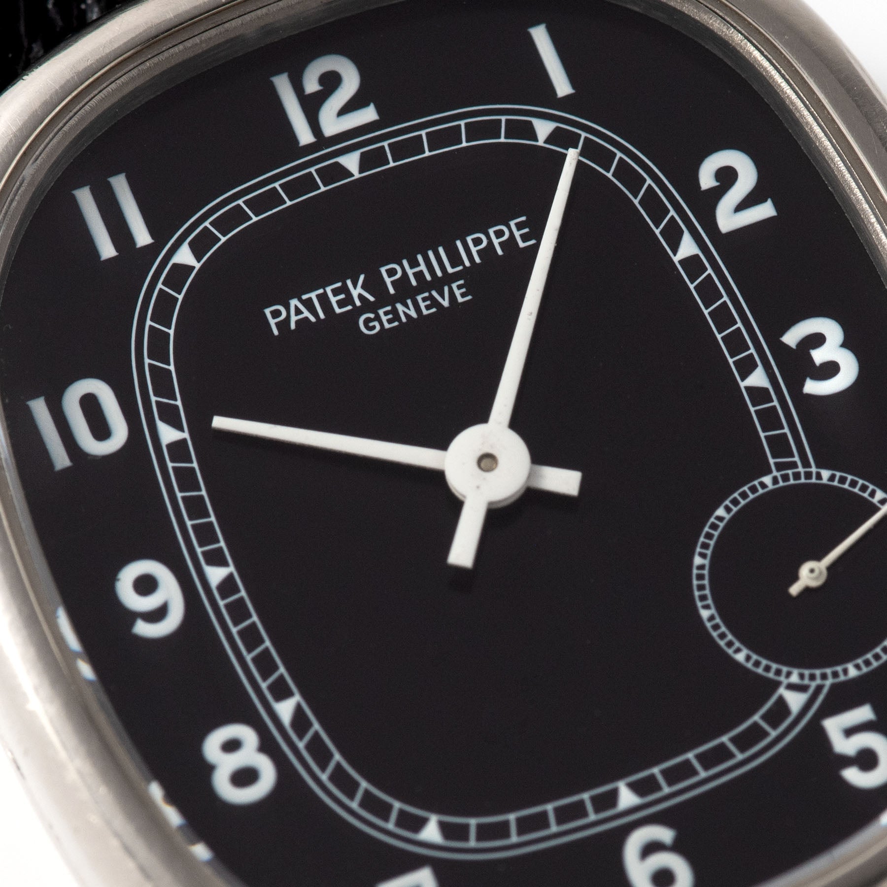 Patek Philippe Ellipse D’Or White Gold Ref 5028G