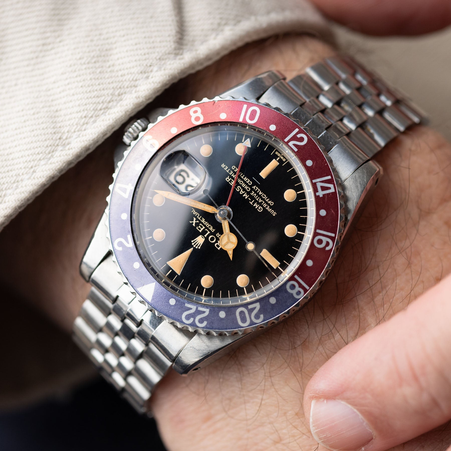 Rolex 1675 GMT-Master Gilt Underline Dial with Papers