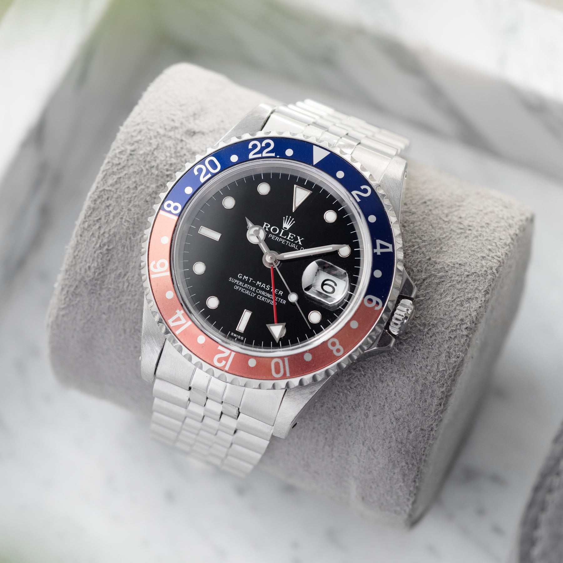 Rolex GMT-Master 16700 Faded Pepsi Swiss Only Dial