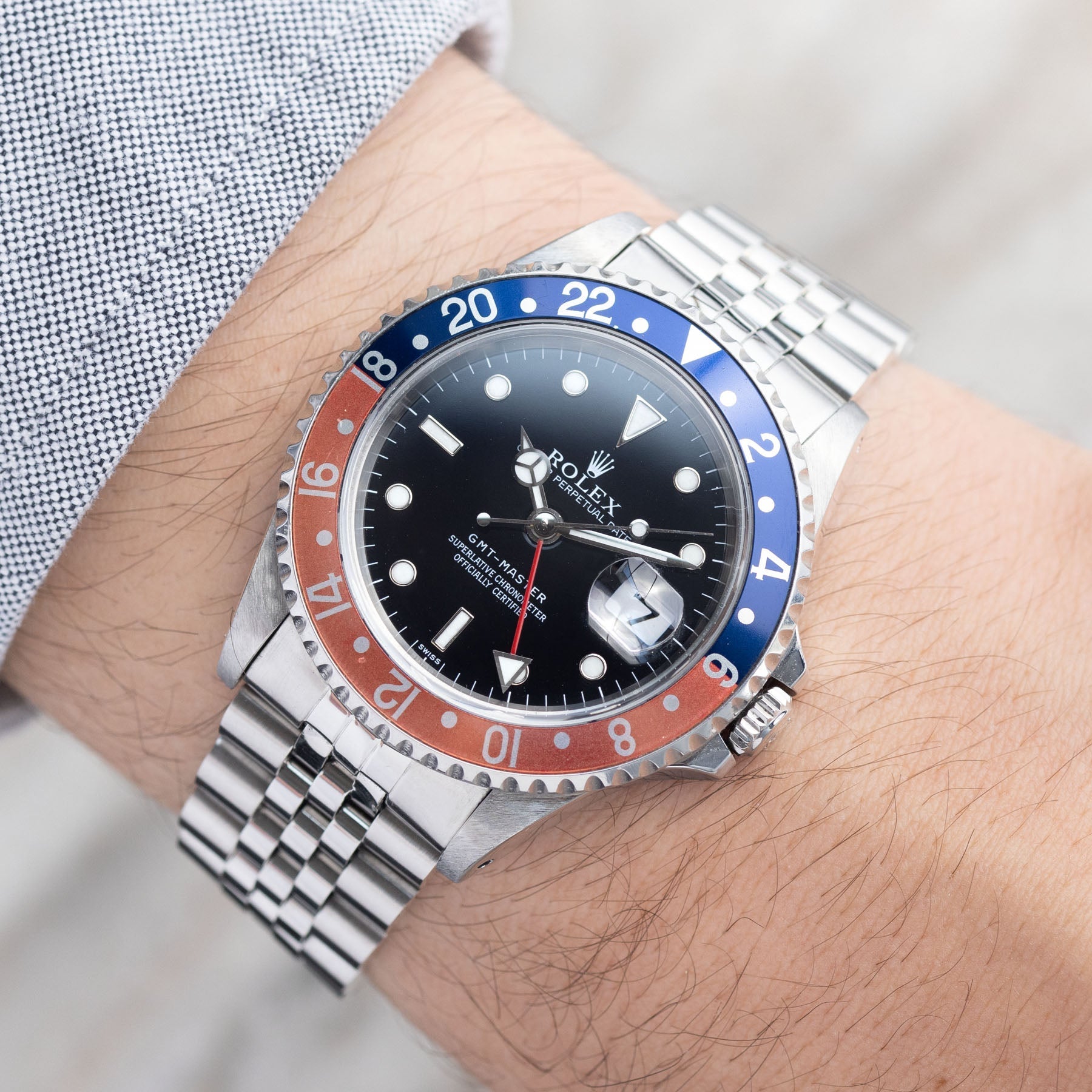 Rolex GMT-Master 16700 Faded Pepsi Swiss Only Dial