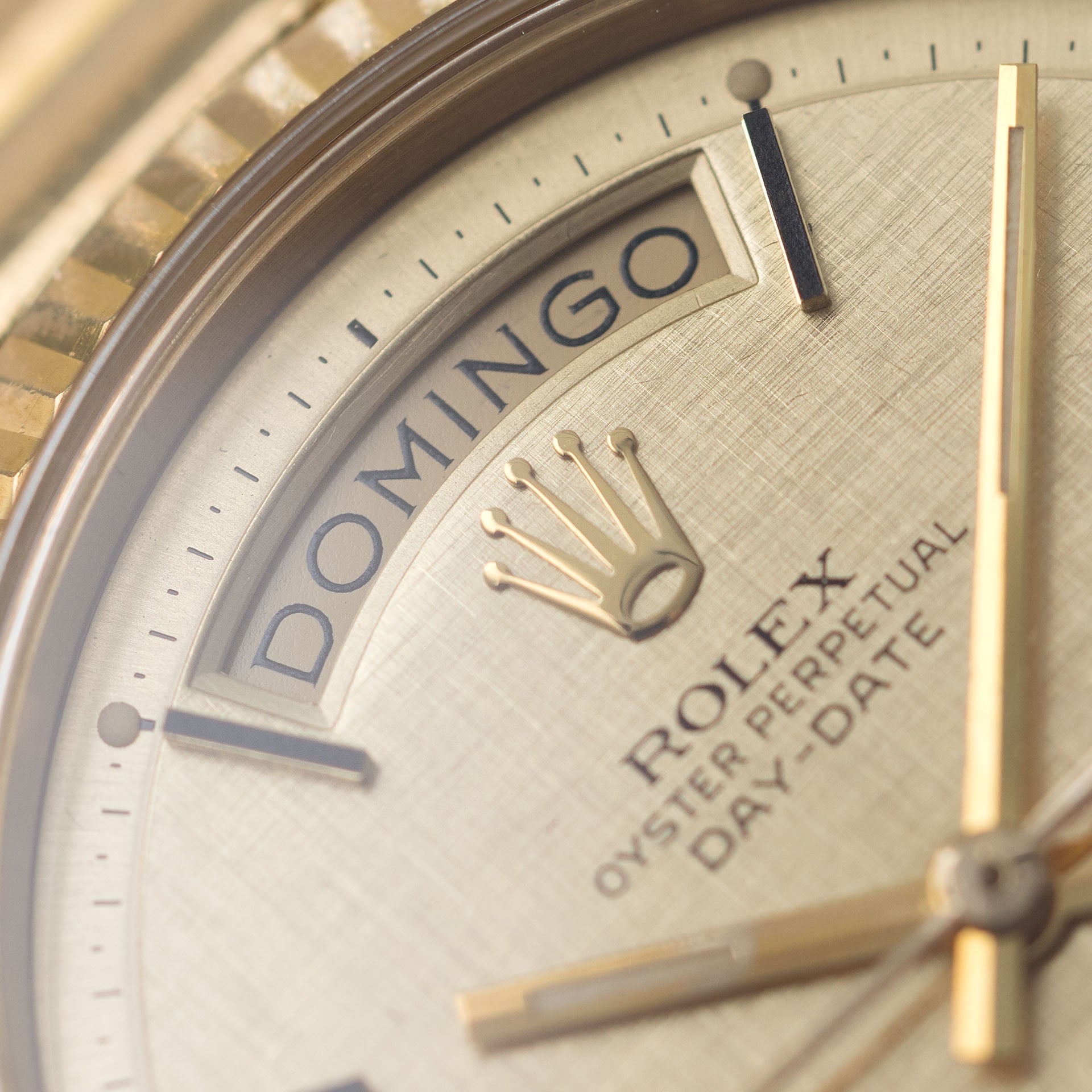 Rolex Day-Date 1803 Yellow Gold Linen Dial