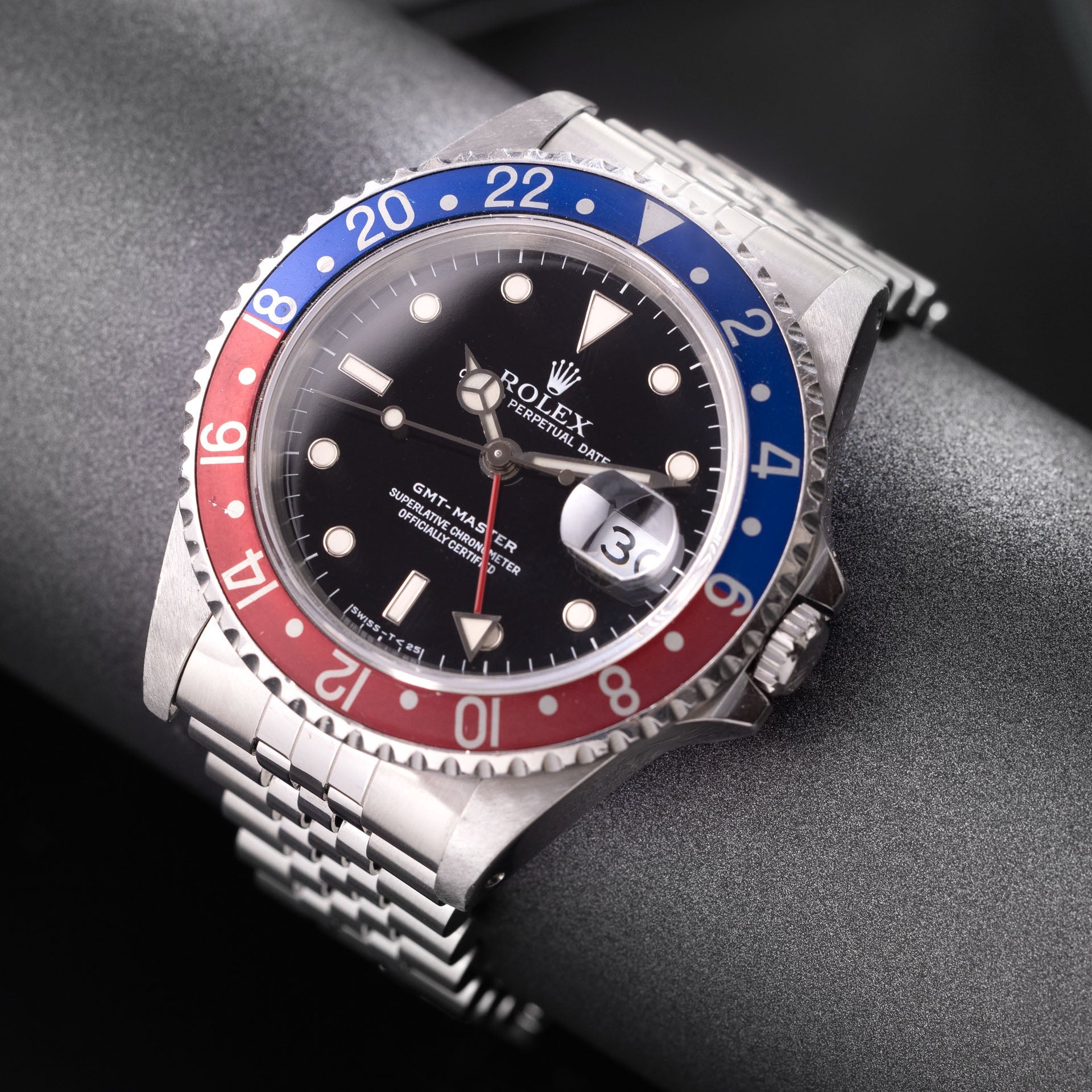 Rolex GMT-Master 16700 Tritium Dial Faded Pepsi Bezel