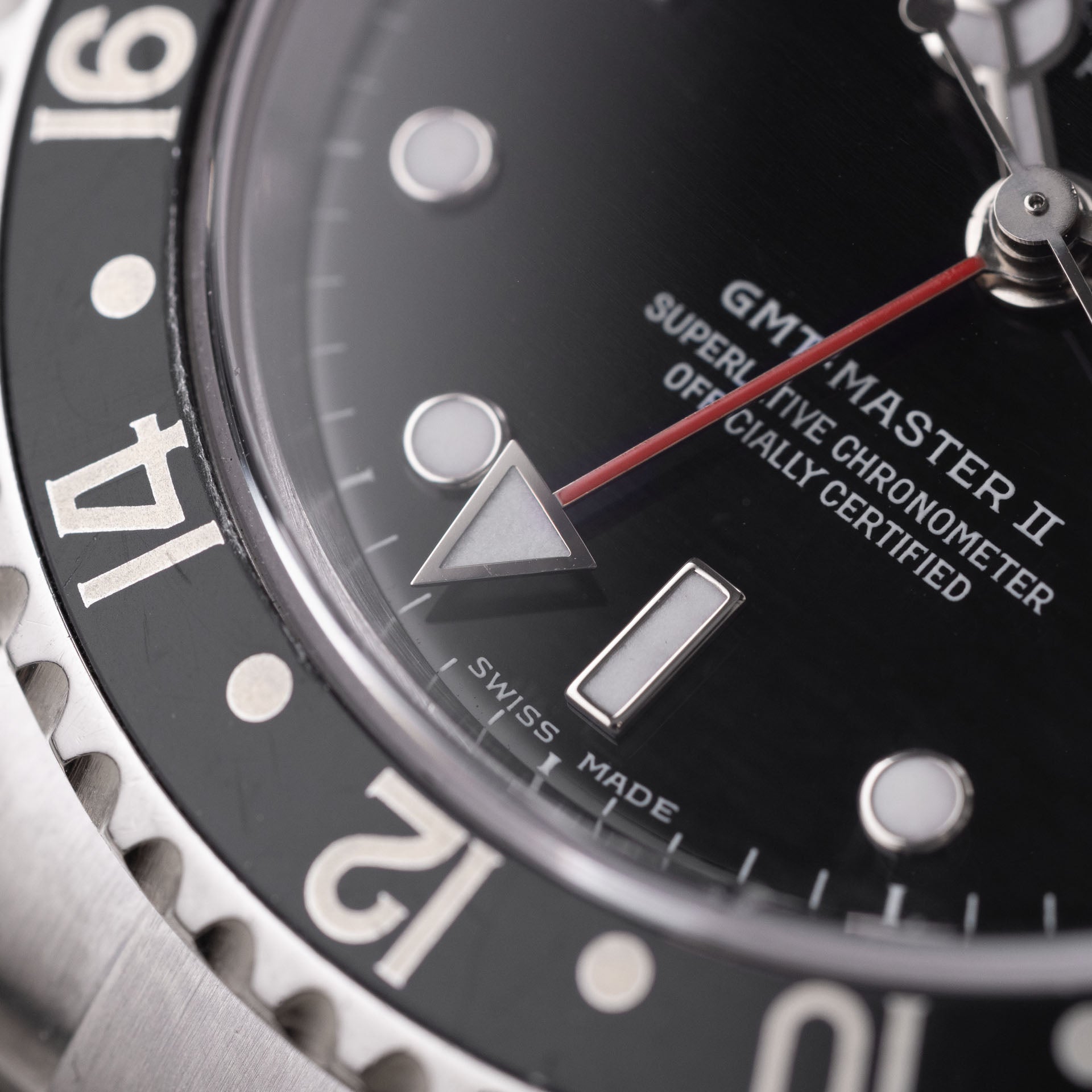 Rolex GMT-Master 2 16710 Black Serif Bezel SWISS MADE Dial