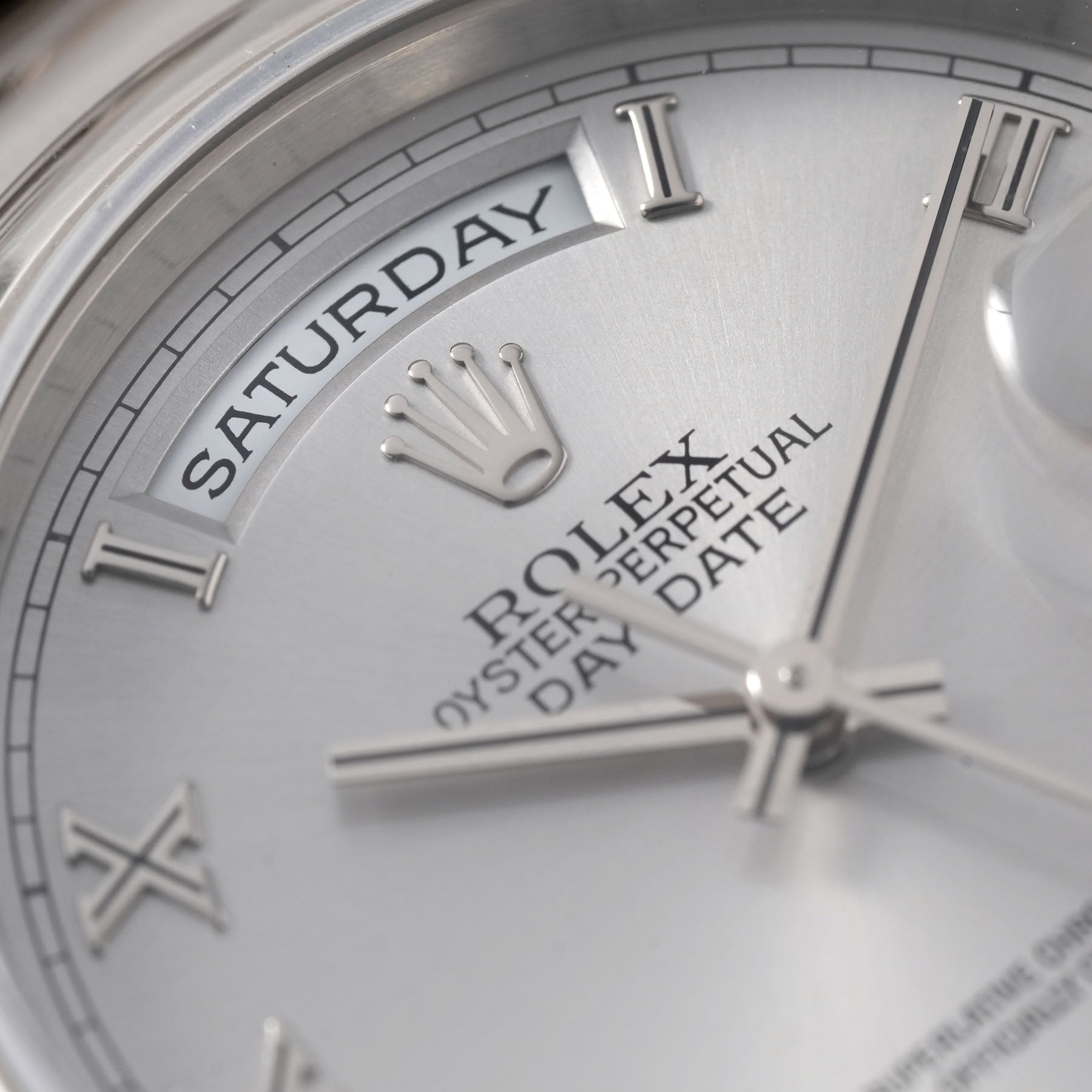 Rolex Day-Date 118209 White Gold Smooth Bezel Silver Dial