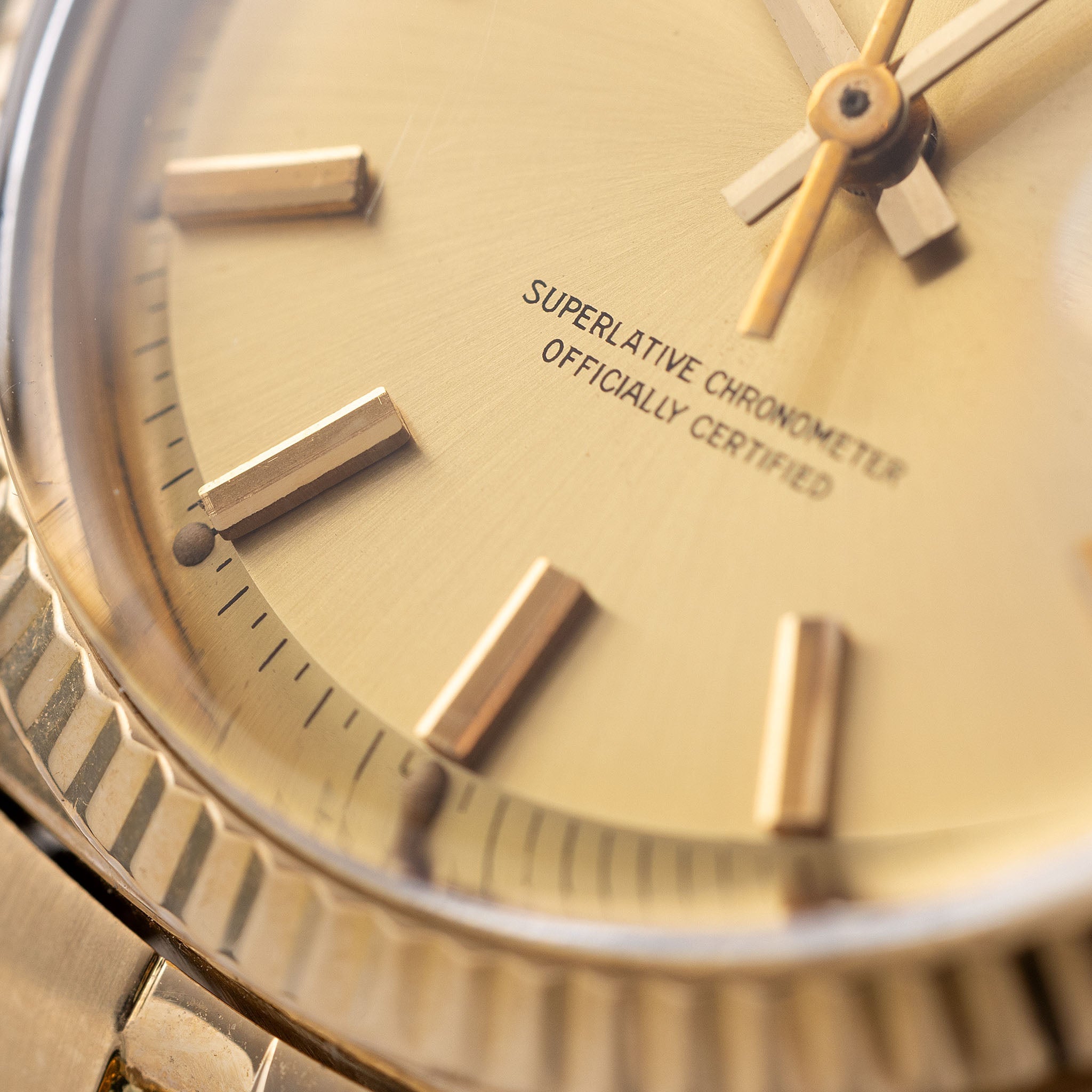 Rolex Datejust 1601 /8 Yellow Gold Champagne Dial