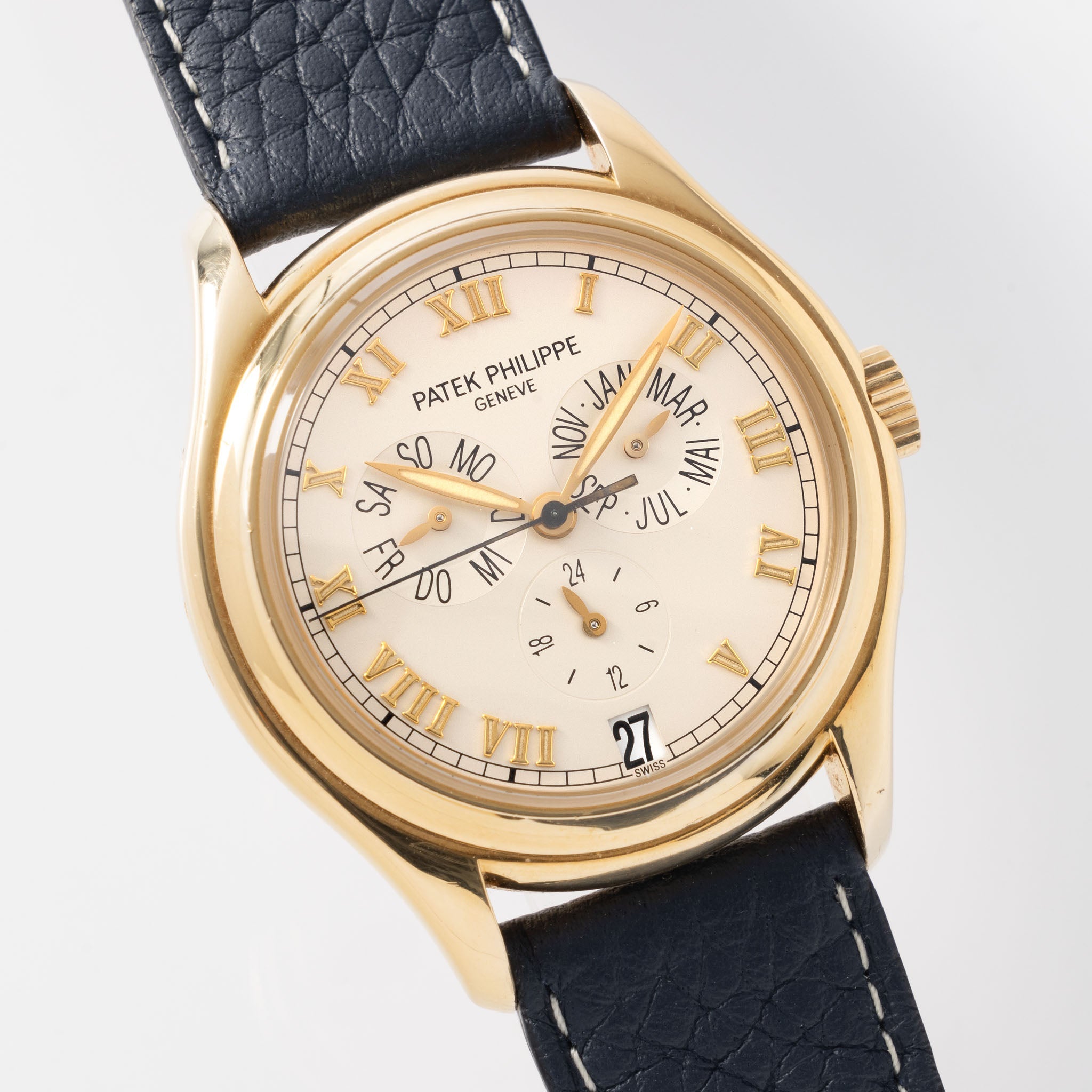 Patek Philippe 5035J Annual Calendar with extract of the Archives