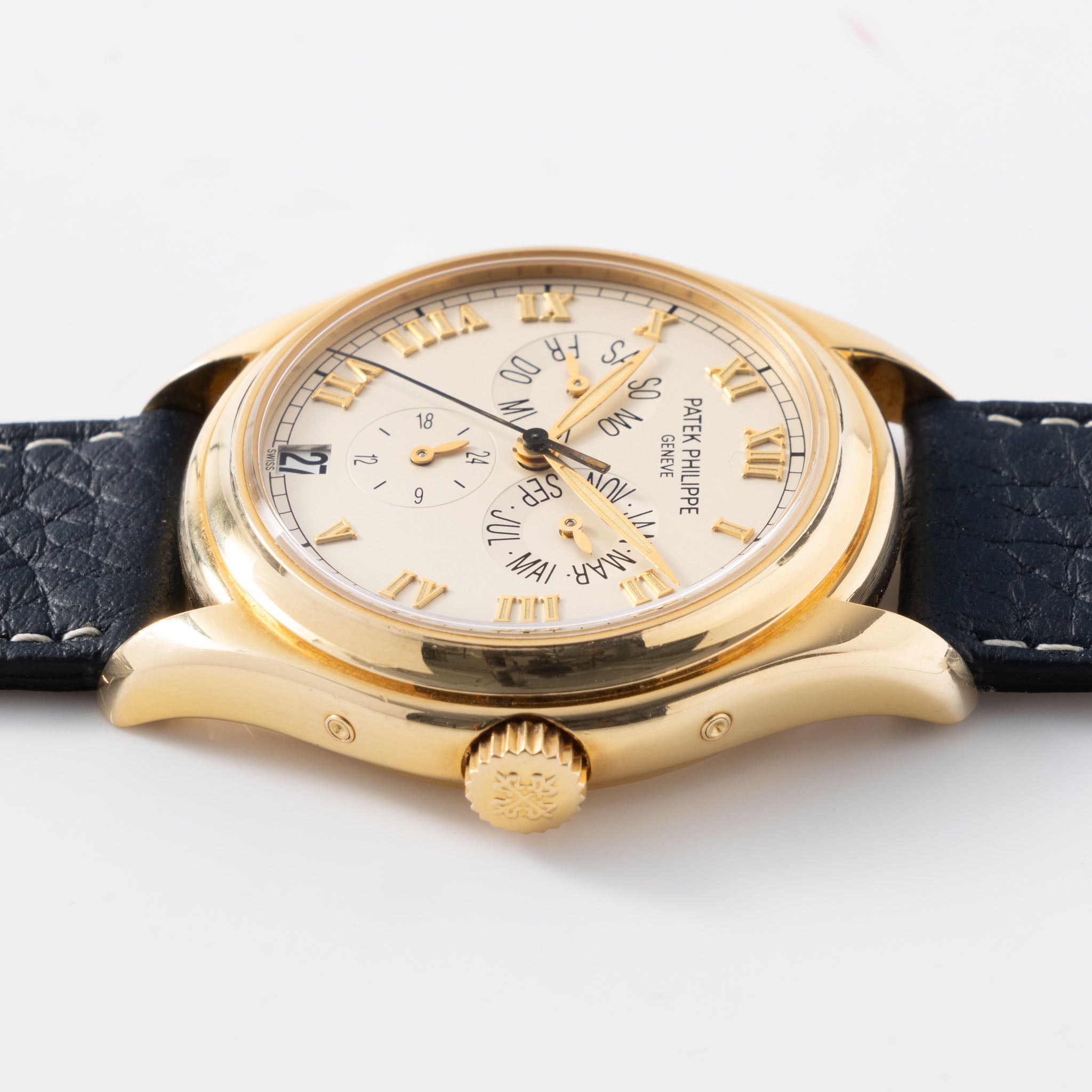 Patek Philippe 5035J Annual Calendar with extract of the Archives