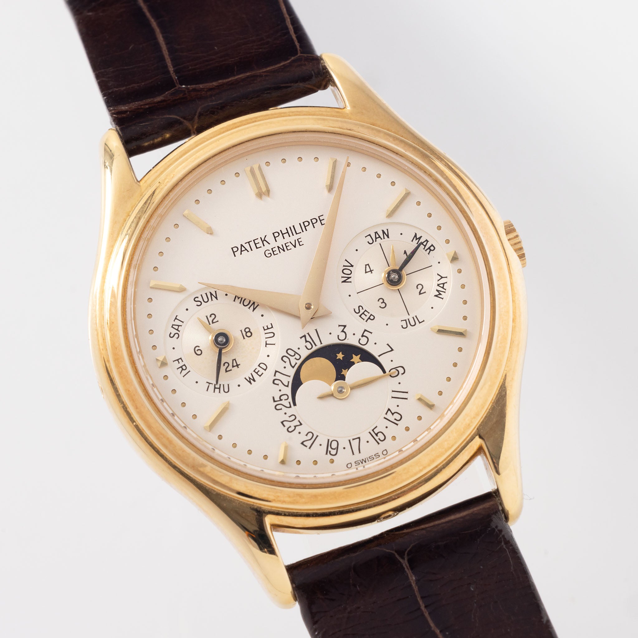 Patek Philippe Perpetual Calendar Second Series with Archive Extract Ref 3940