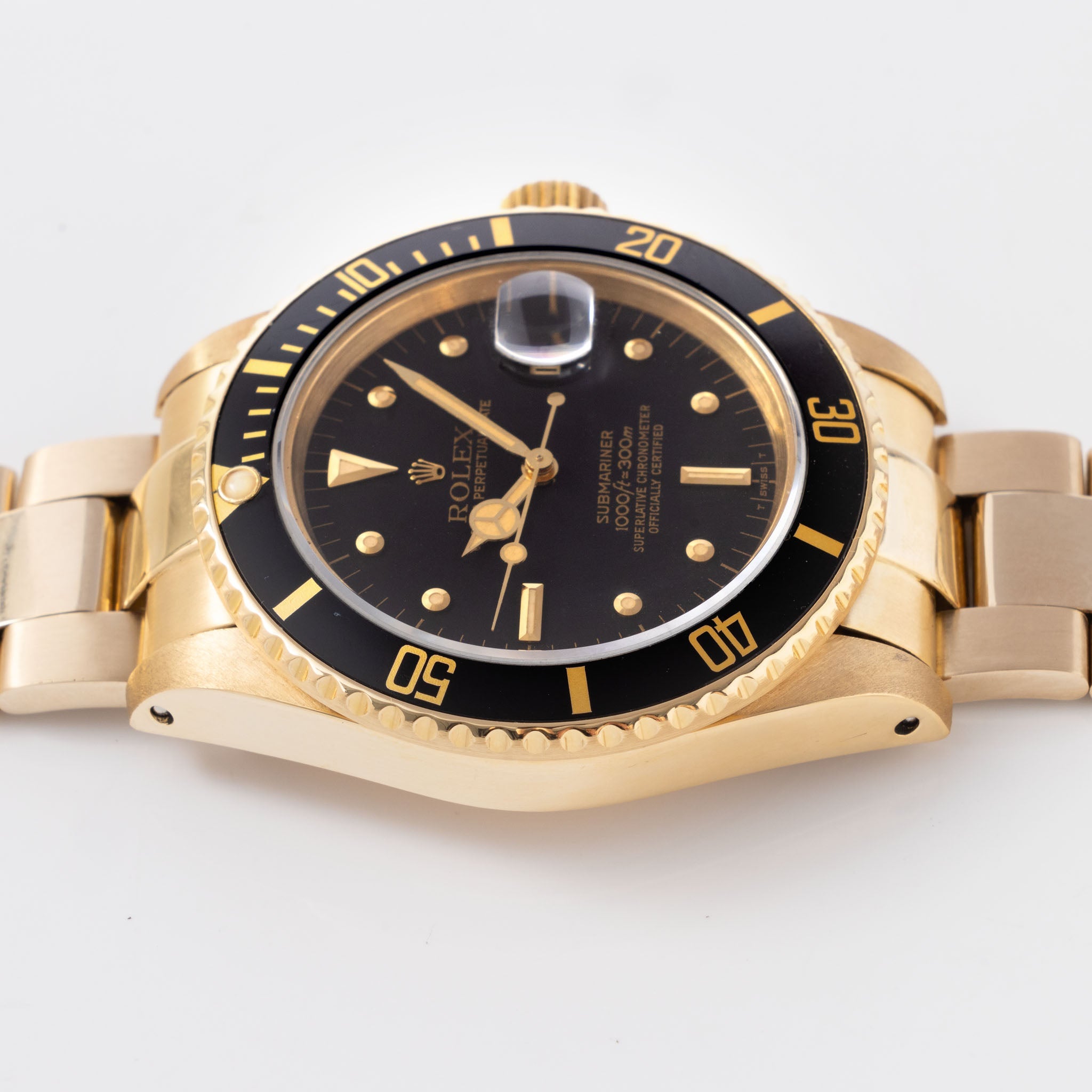 Rolex Submariner Date in 18k  gold ref. 16808 with black nipple dial Box and Papers