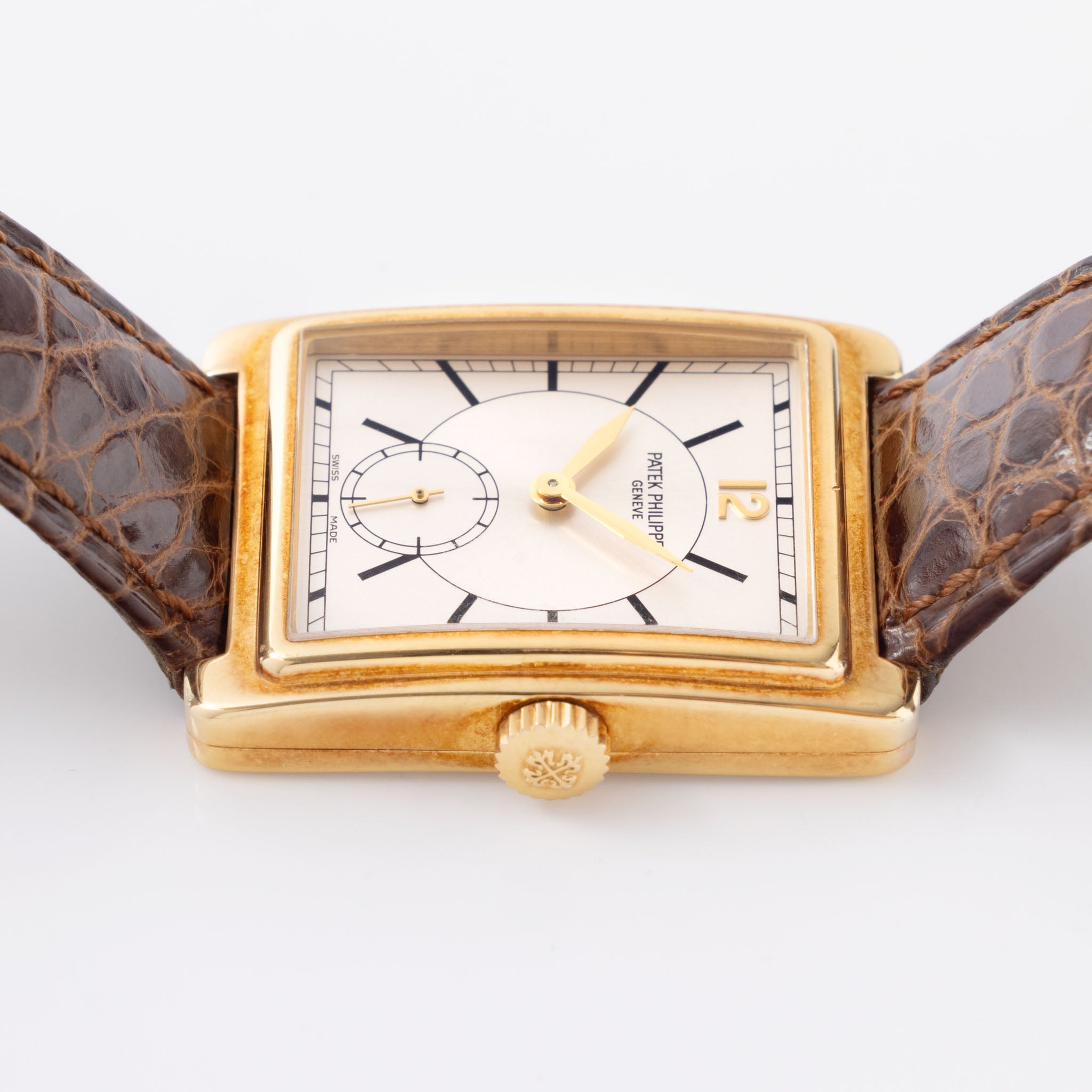 Patek Philippe Gondolo in 18k Yellow Gold Ref. 5010J with Original Certificate of Origin