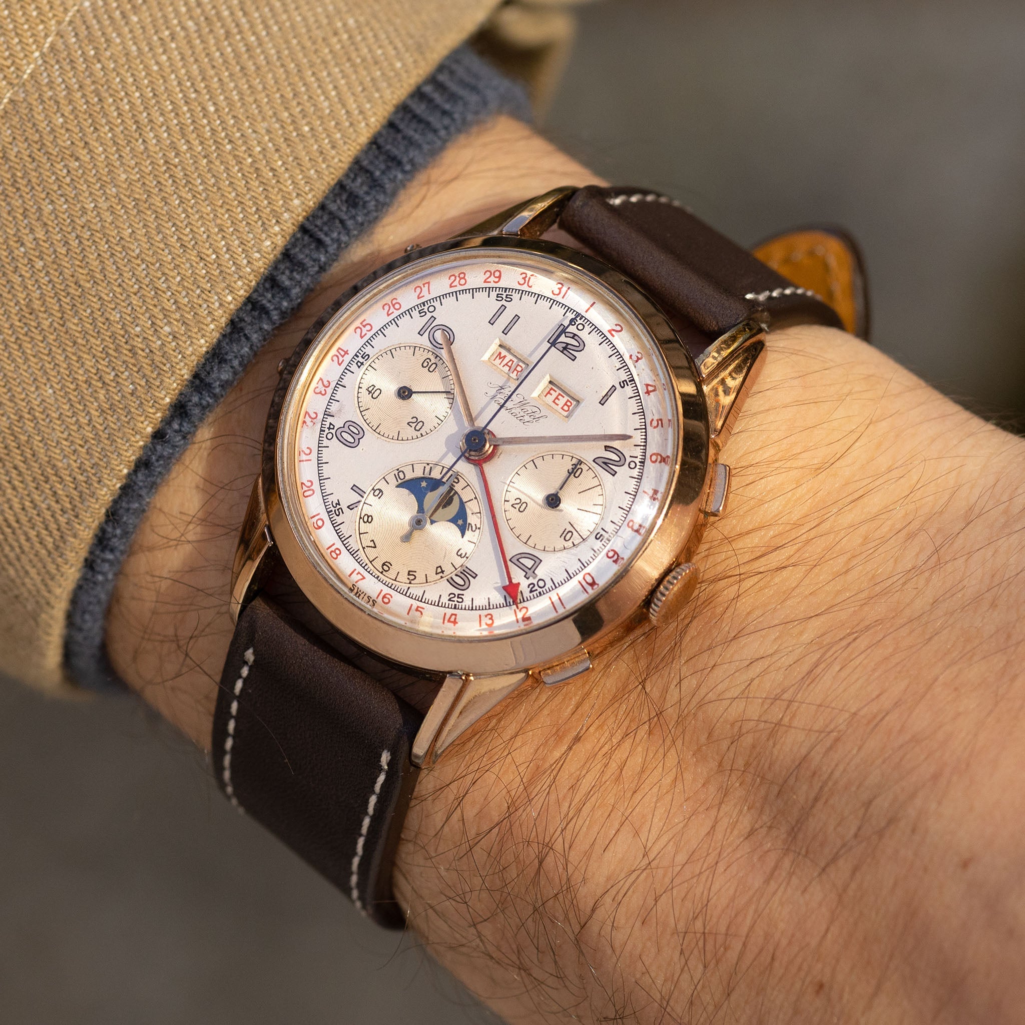 Aero Watch Triple Date Chronograph "Dato-Compax" in 14k Pink Gold