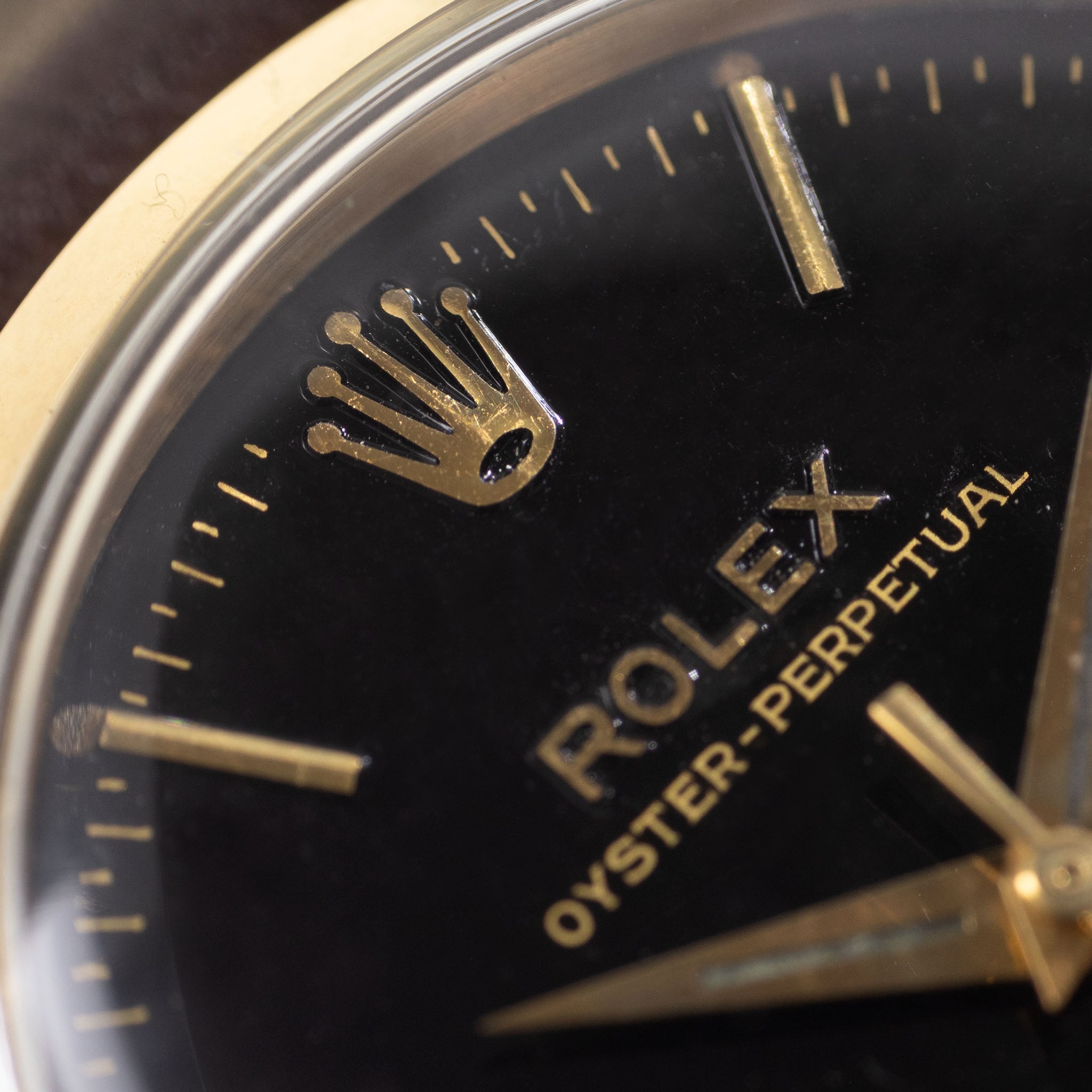 Rolex Oyster Perpetual "OCC" Gilt Dial in 9kt Yellow Gold Ref. 6564