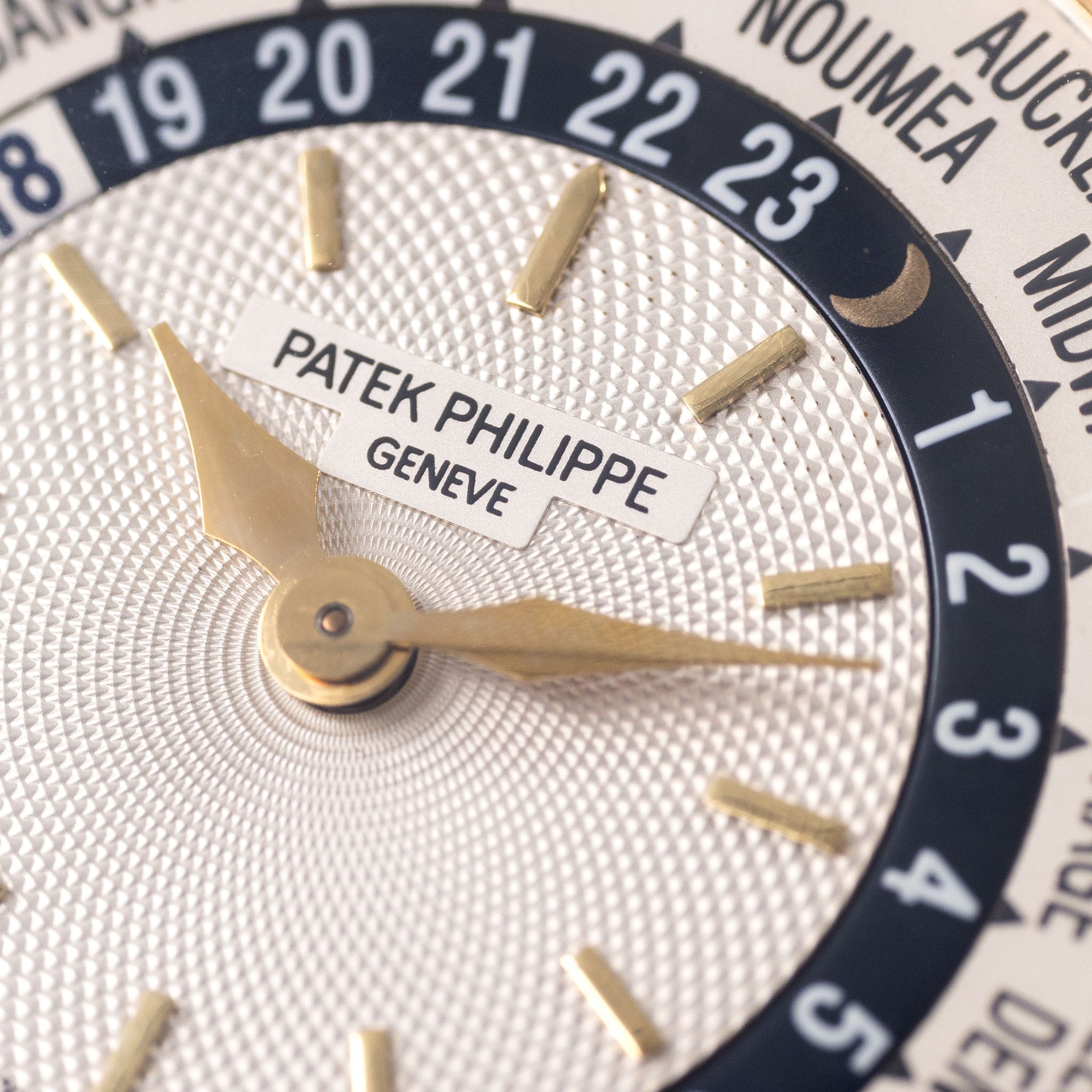 Patek Philippe 5110J World Time with Extract of Archives