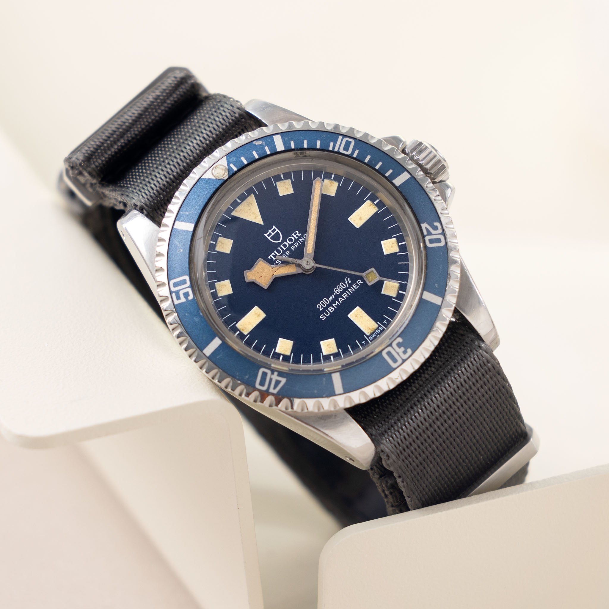 Tudor Marine Nationale MN 80 Snowflake Submariner 9401/ 0 with Copy of Ledgers