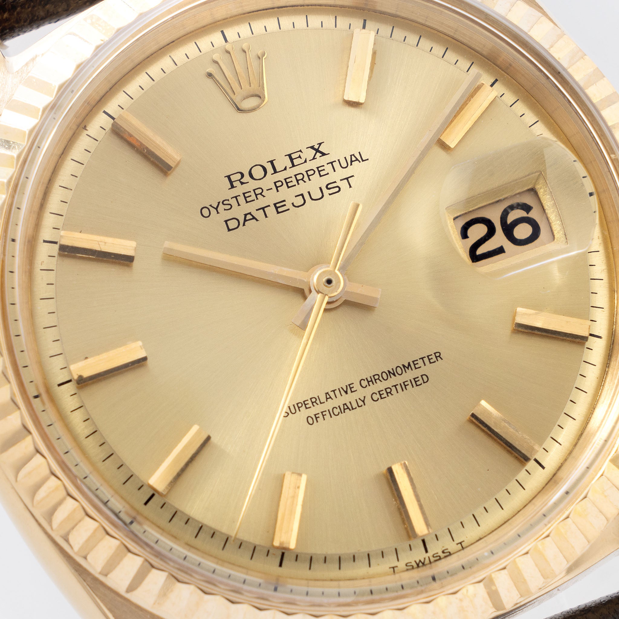 Rolex Datejust ref. 1601/8 – Champagne No-Lume Dial in 18K Yellow Gold