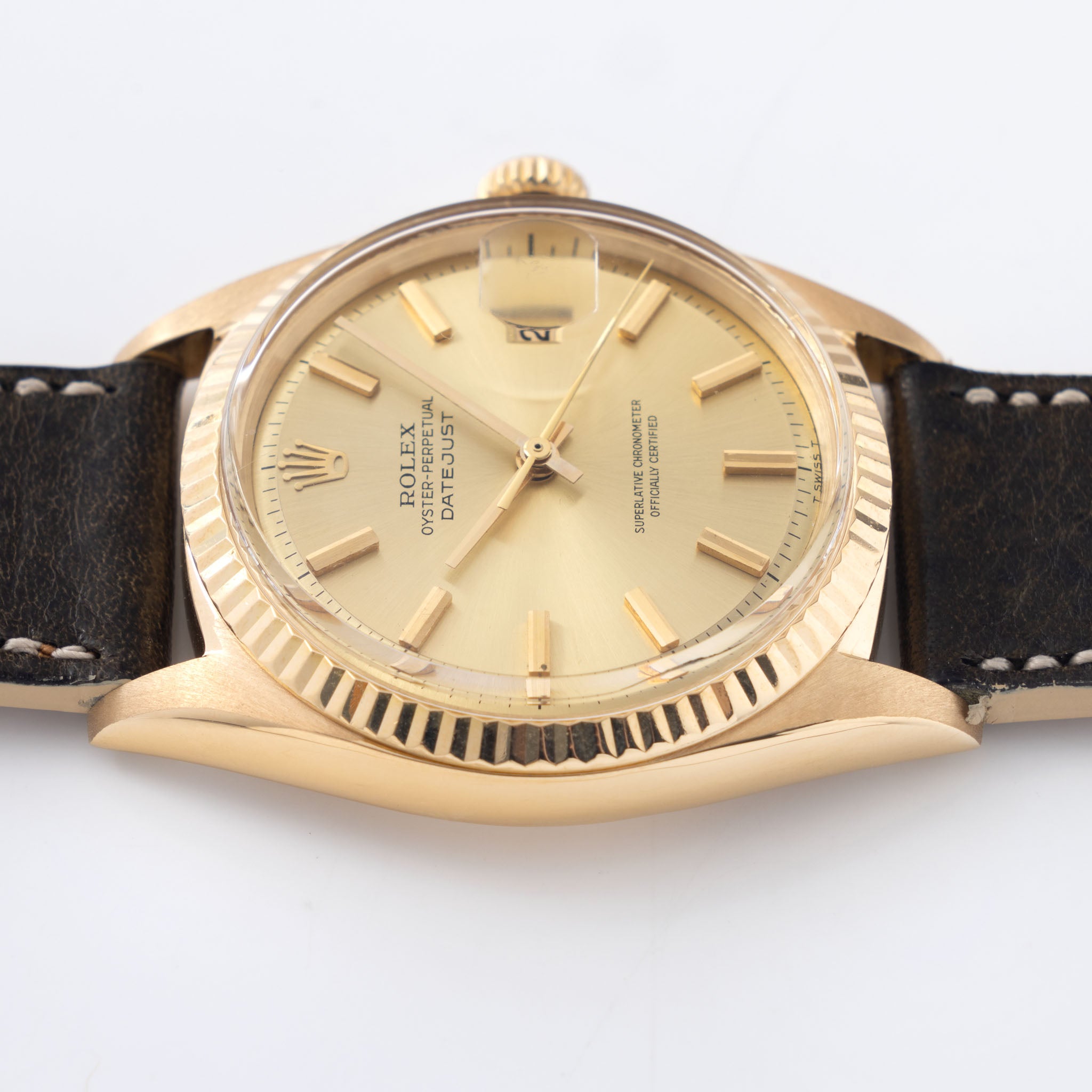 Rolex Datejust ref. 1601/8 – Champagne No-Lume Dial in 18K Yellow Gold