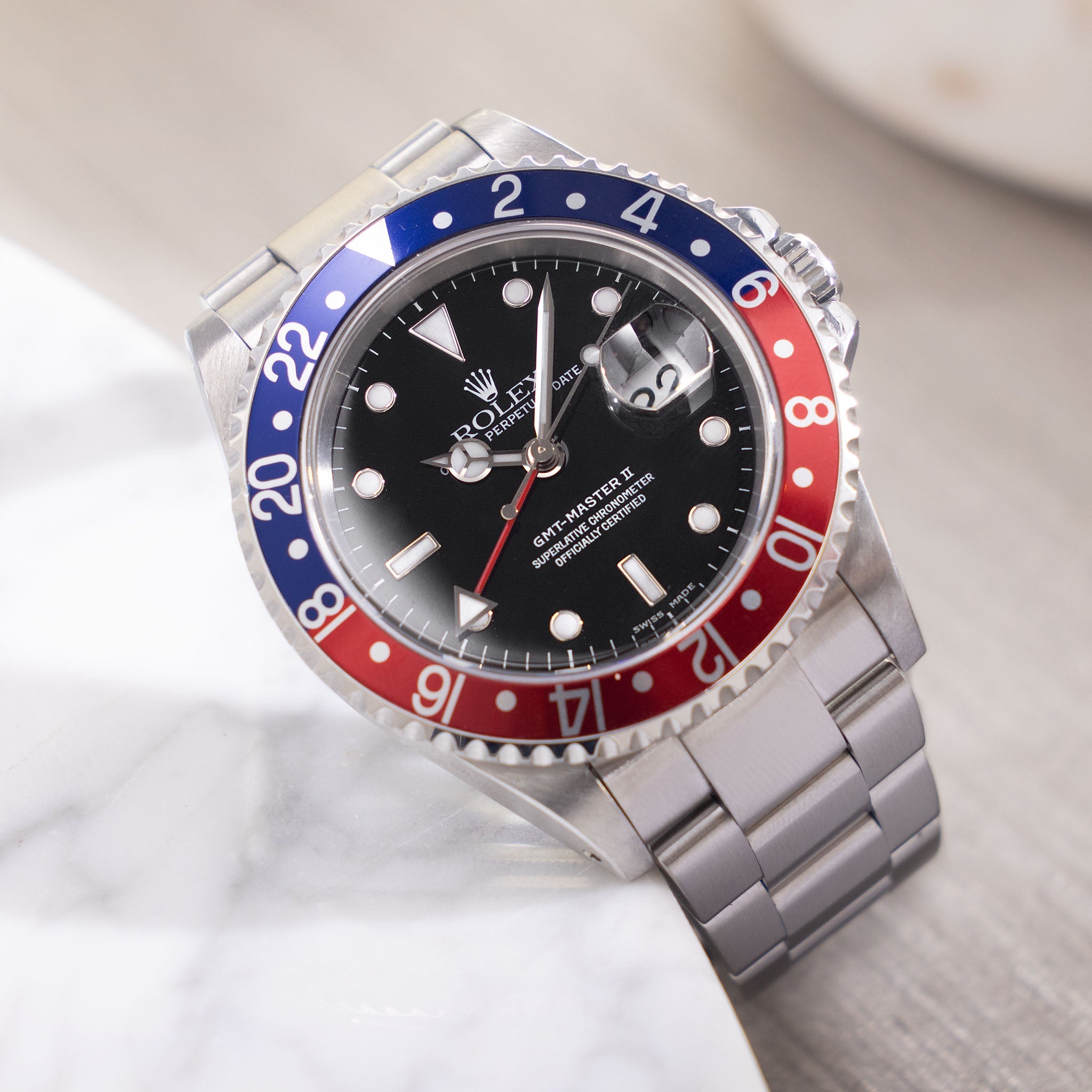 Rolex GMT-Master II 16710 "Swiss made " dial with box and papers - incoming