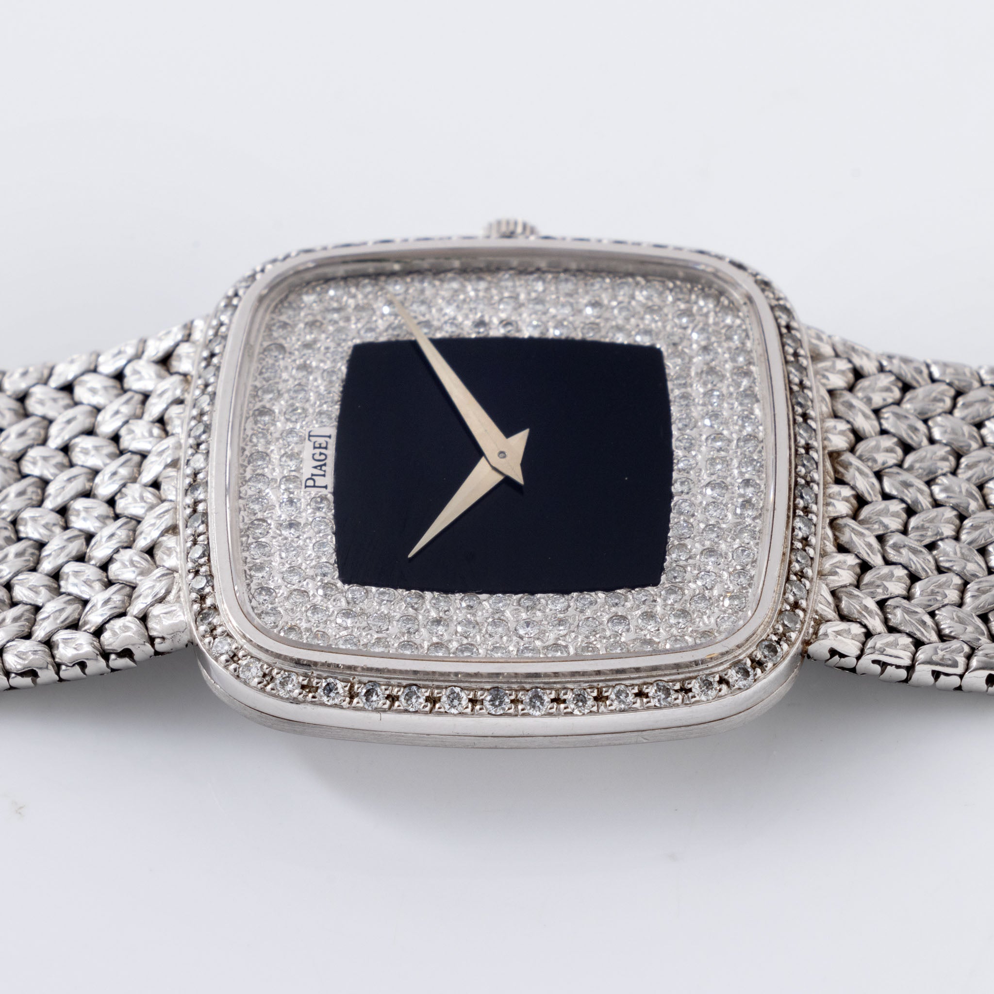 Piaget Tradition in 18K White Gold "Onyx Pavé" Dial Ref. 9775 D2