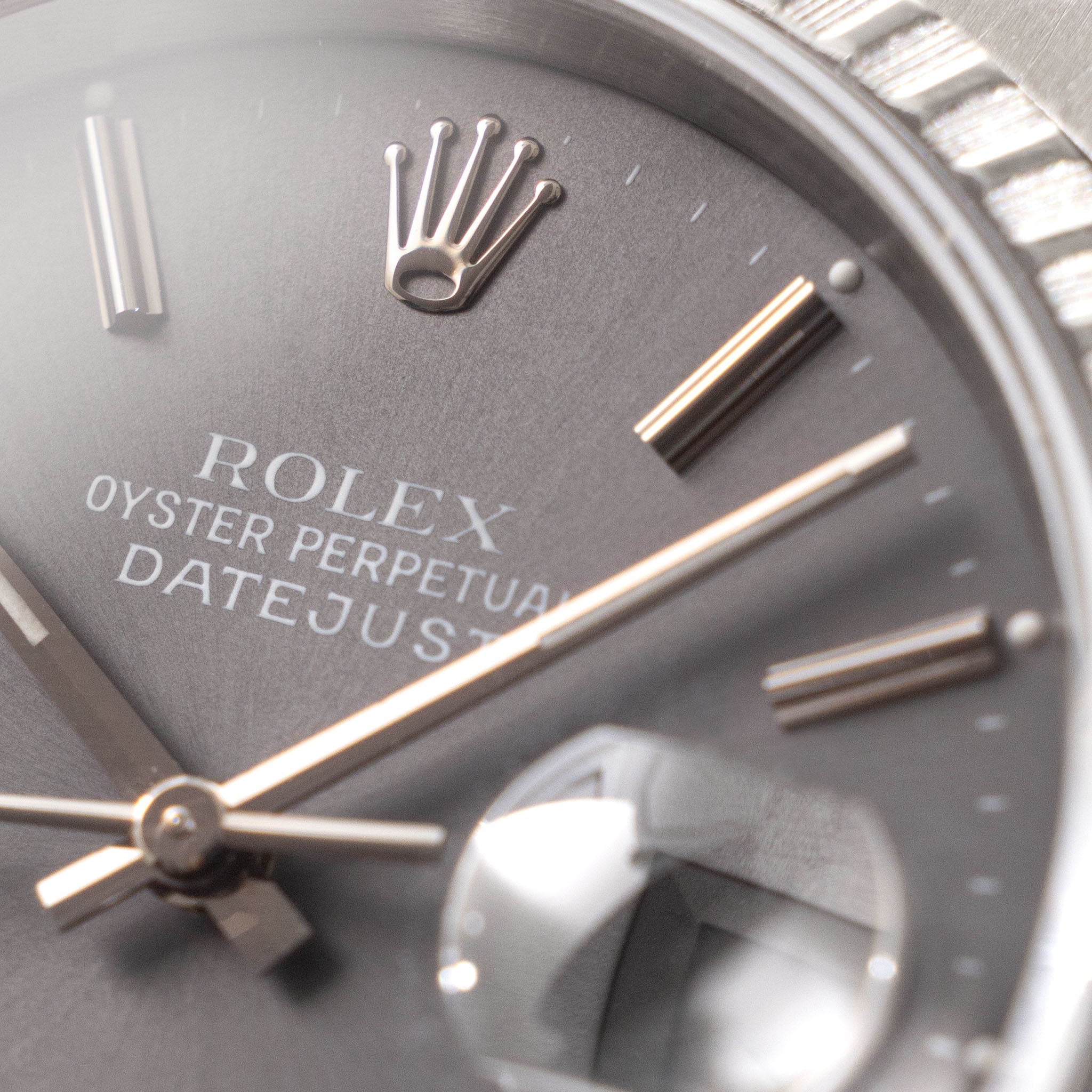Rolex Datejust 16220 "Grey Soleil Dial"