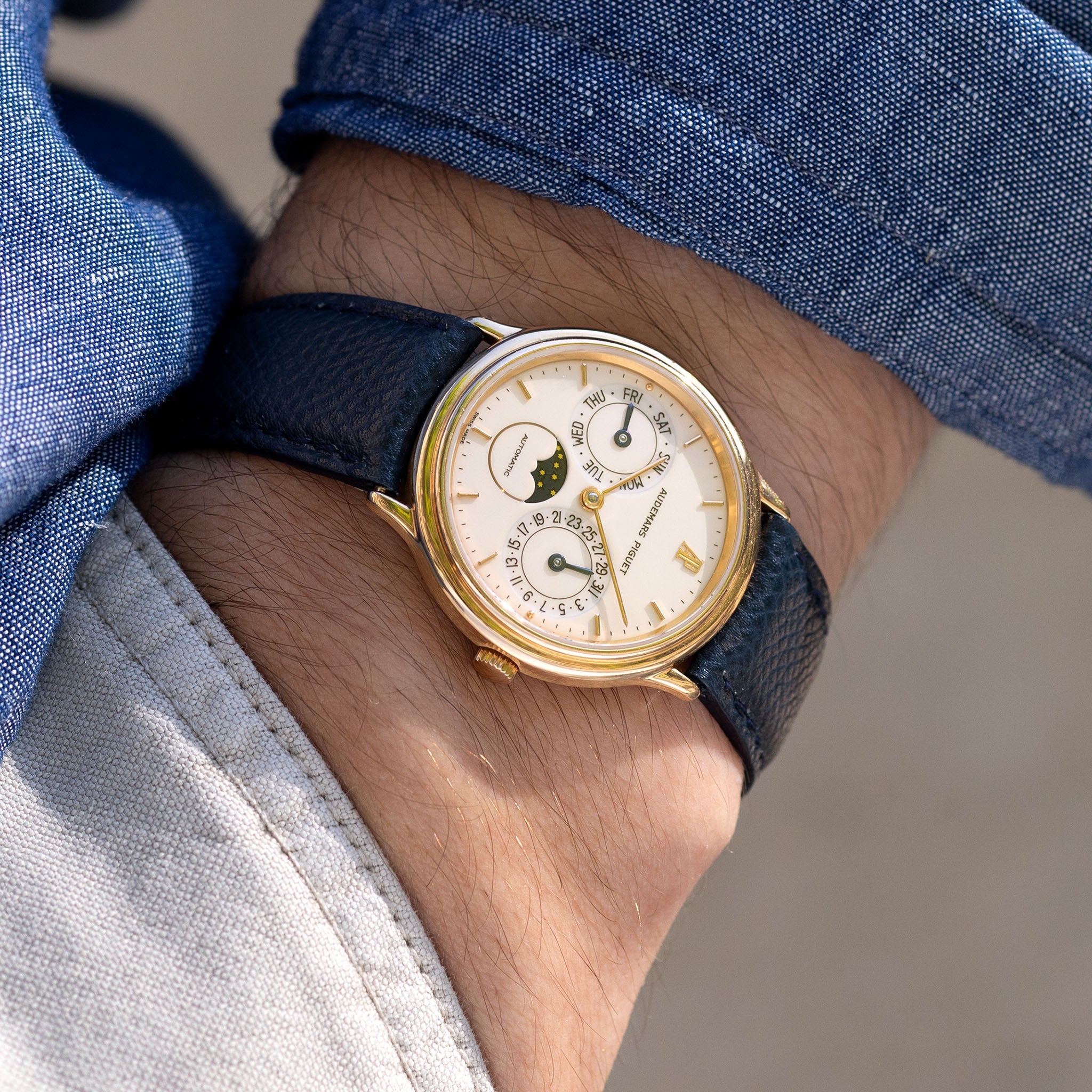Audemars Piguet Day-Date Moonphase ref. 25589OR in 18k Rose Gold Porcelain Cream Dial with original warranty Paper