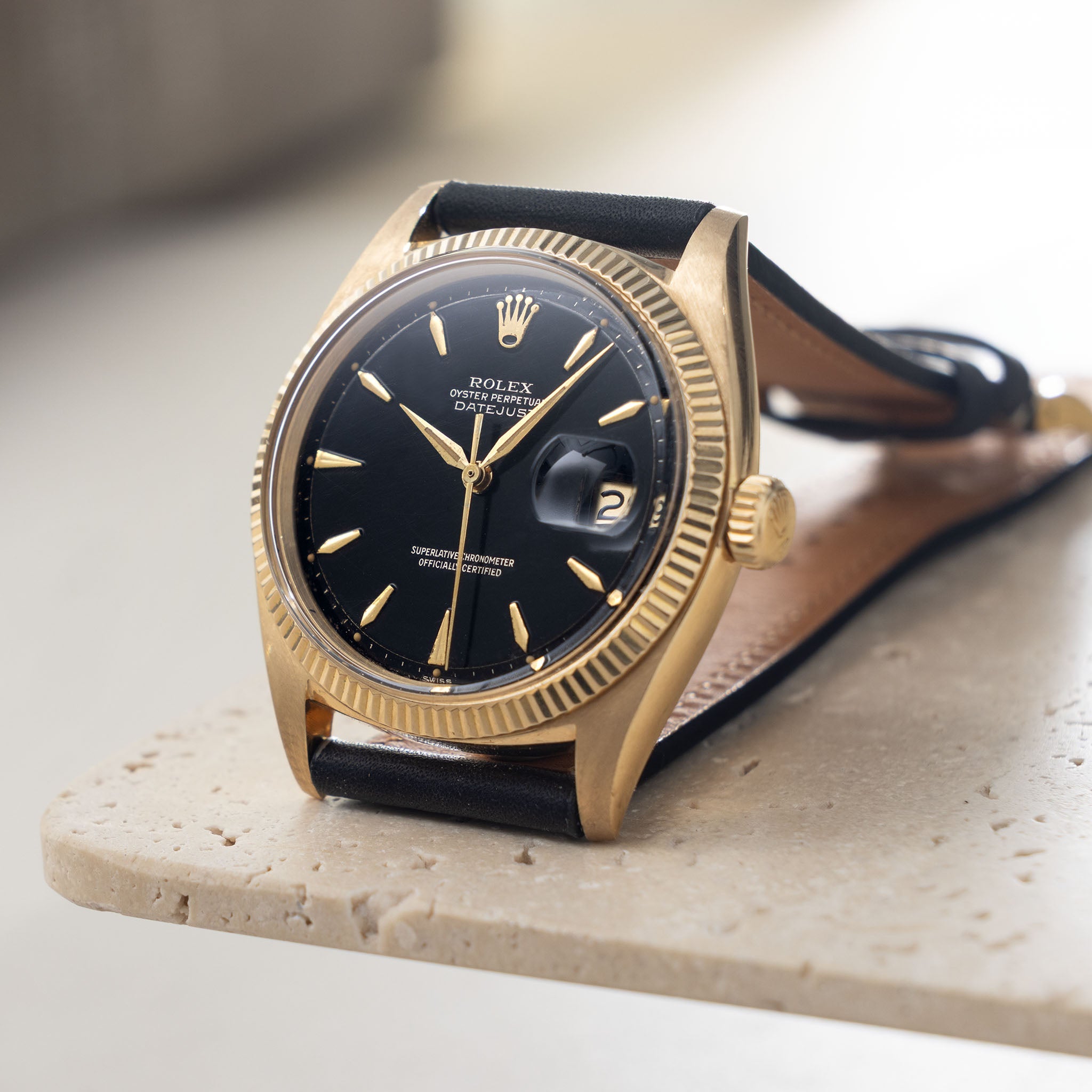 Rolex Datejust 1601/8 “Gilt Dial” in 18k yellow gold