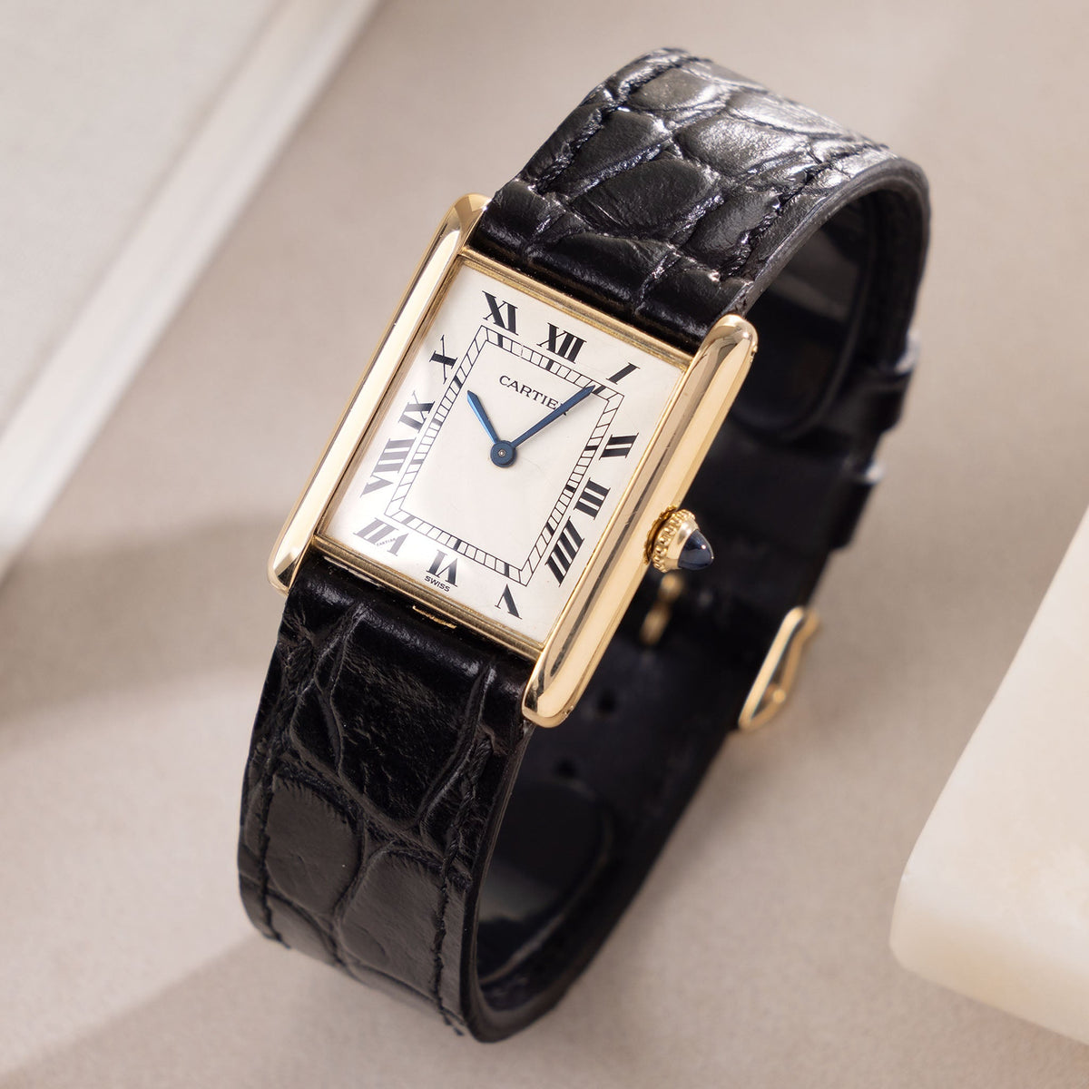 Cartier Tank Louis  ultra thin cream dial ref 96019 in 18 k yellow gold
