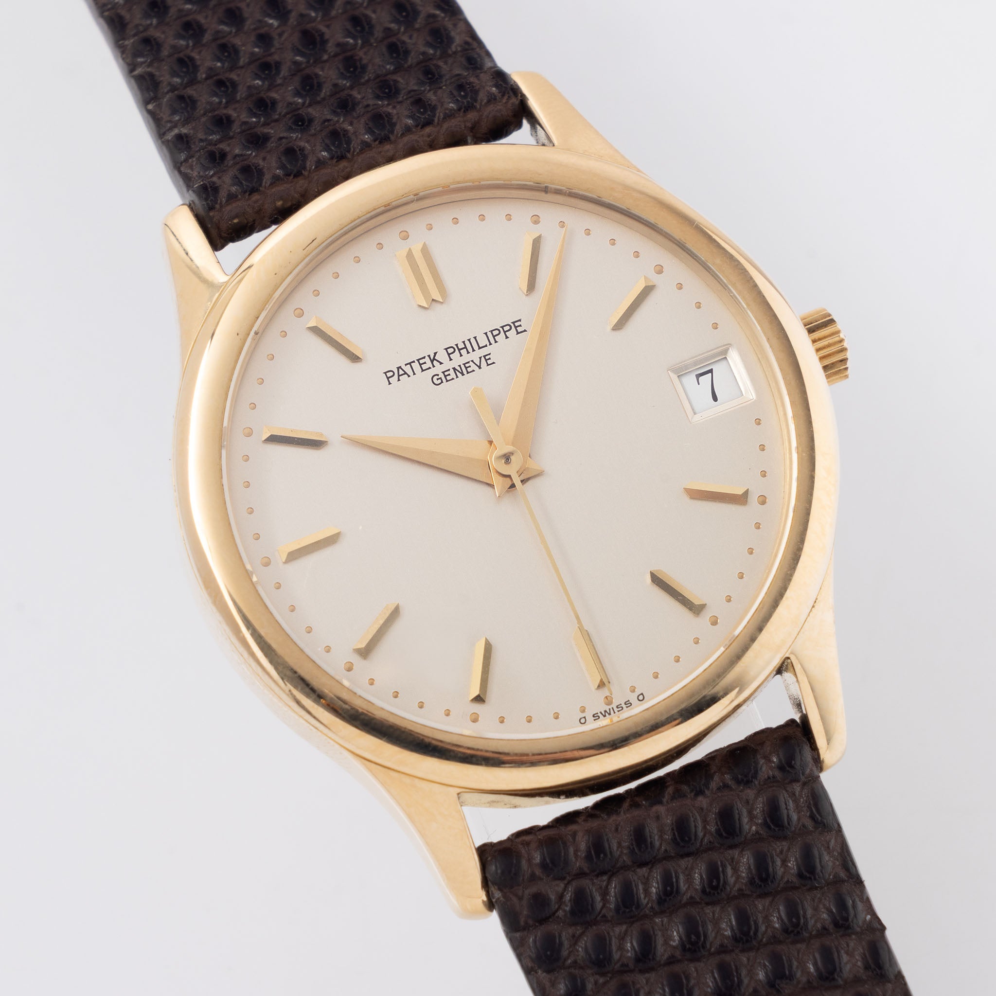 Patek Philippe Calatrava Silver Dial in 18k Yellow Gold ref. 3998J