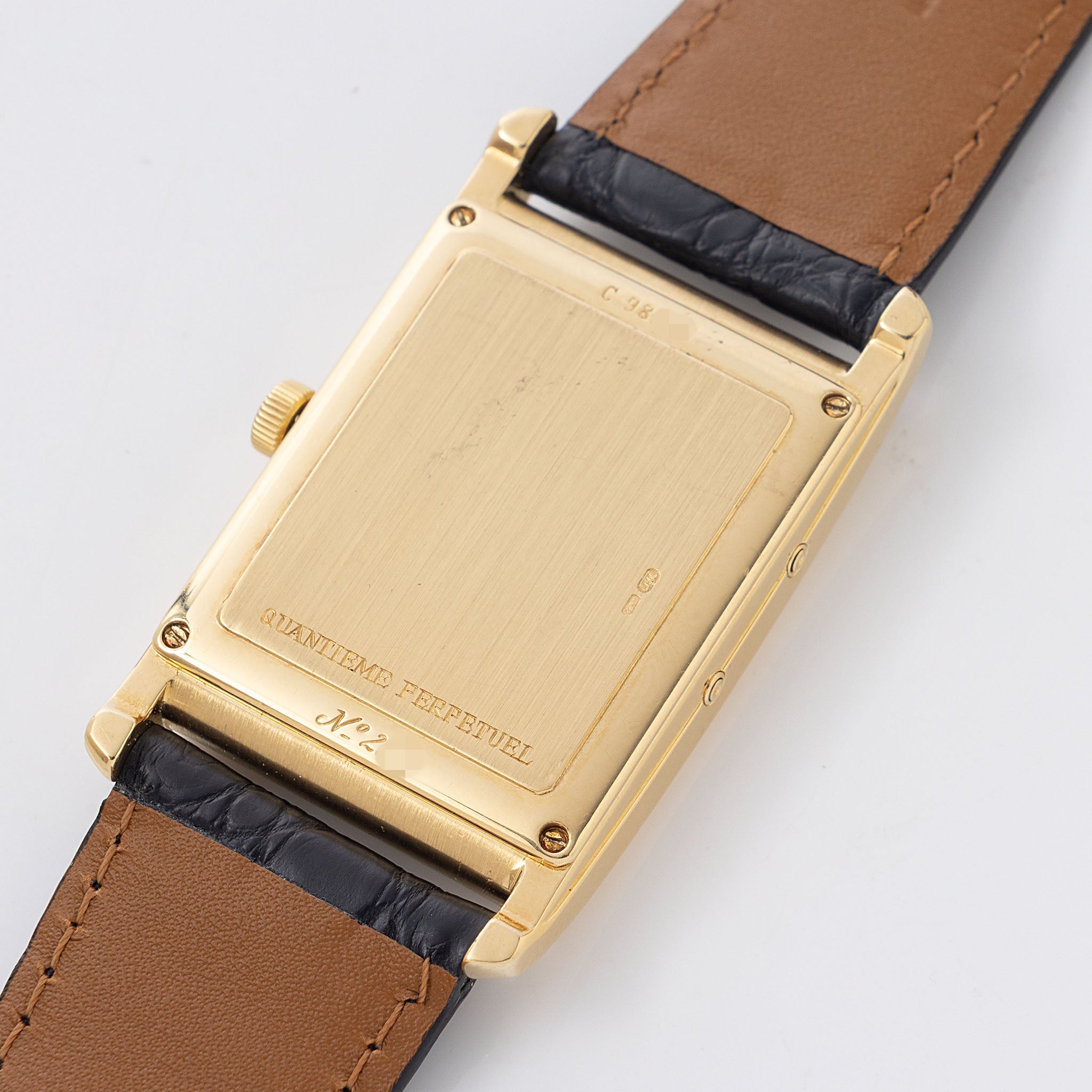 Audemars Piguet Quantième Perpetual Edward Piguet silver Dial ref 25682BA in 18 k yellow gold