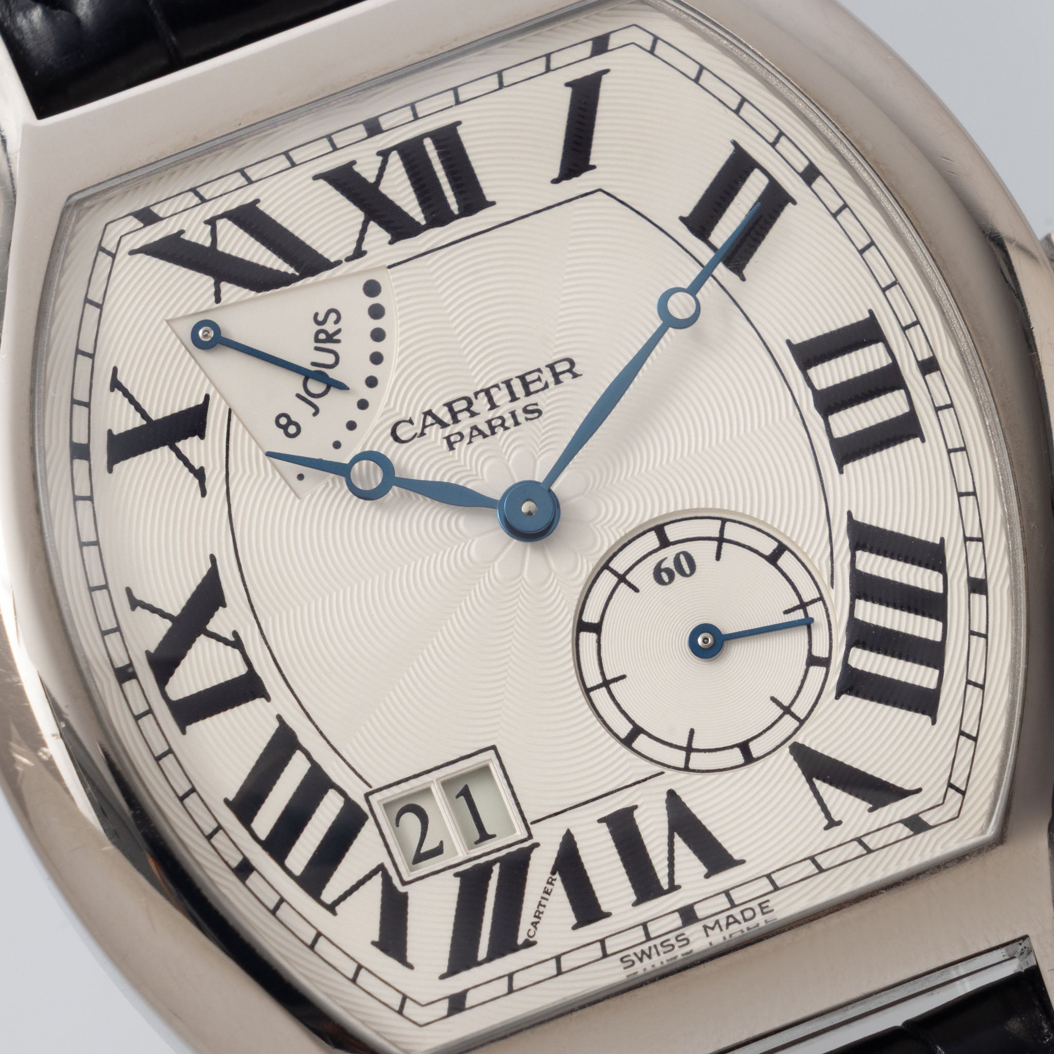 Cartier Tortue XL CPCP 8 days in 18 k white gold ref 2761 Silver Guiloché dial