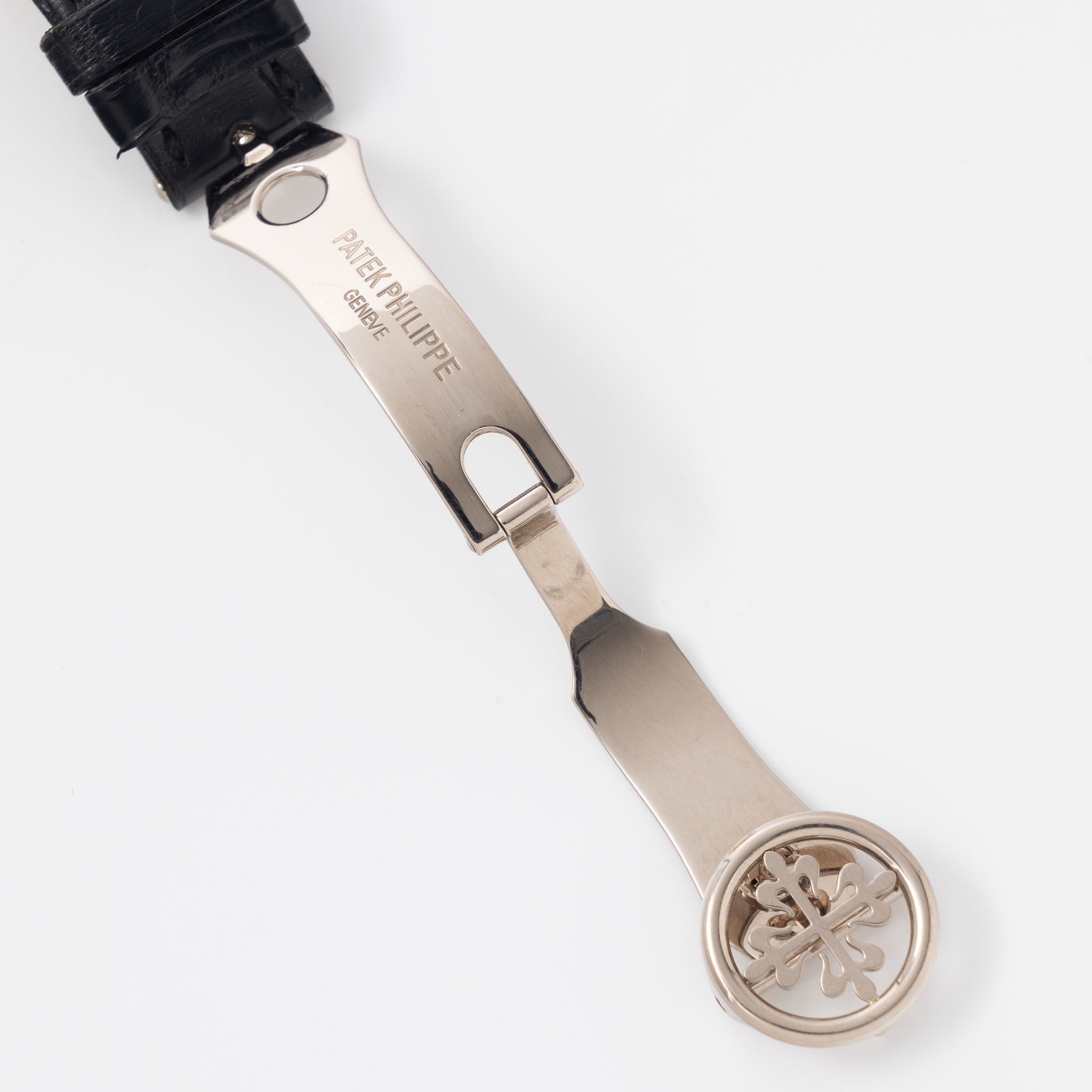 Patek Philippe World Time 5110G in 18k White Gold with Extract from the Archives