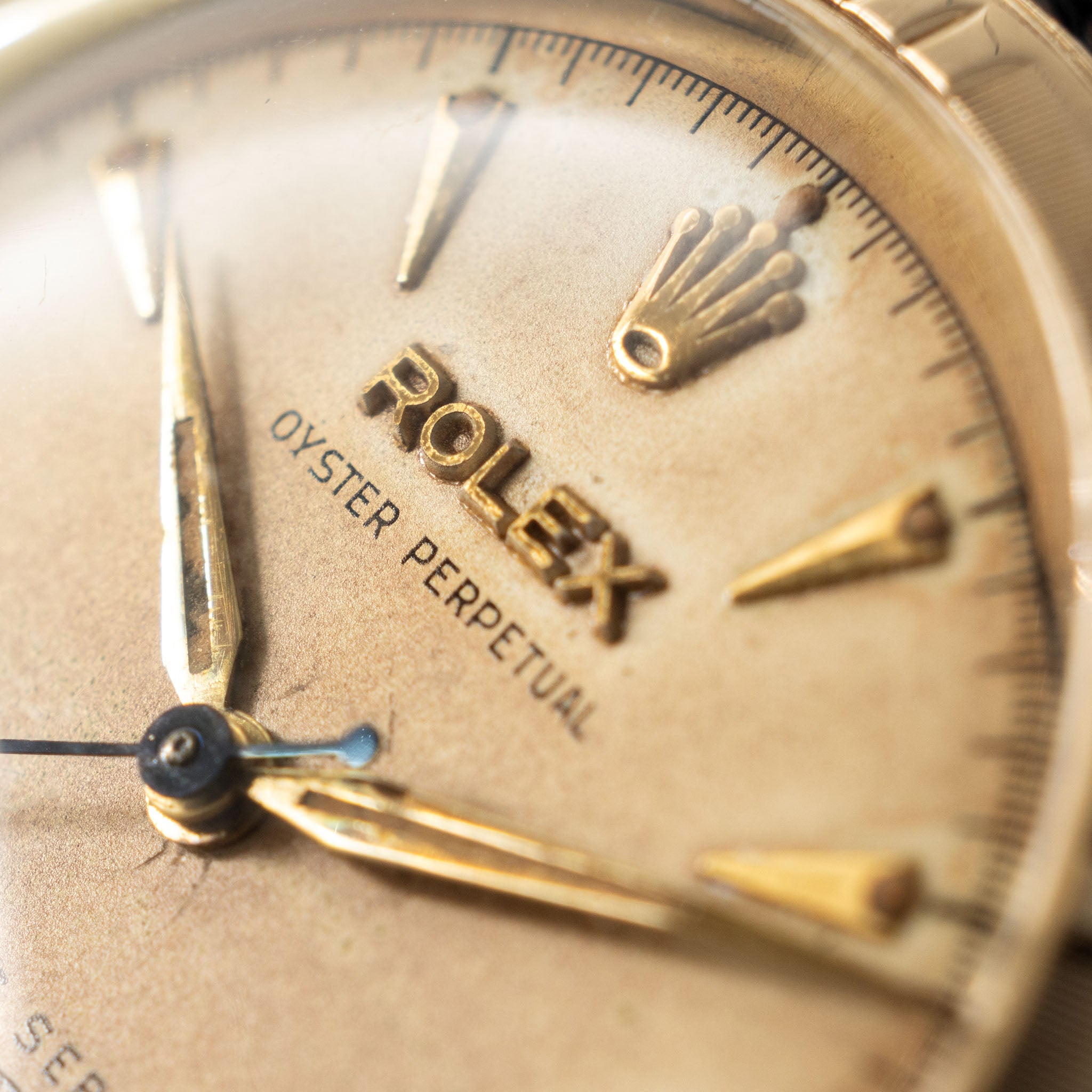 Rolex Oyster Perpetual "25 Year Coca Cola  Service”  Ref 6085 in 14 k Yellow Gold