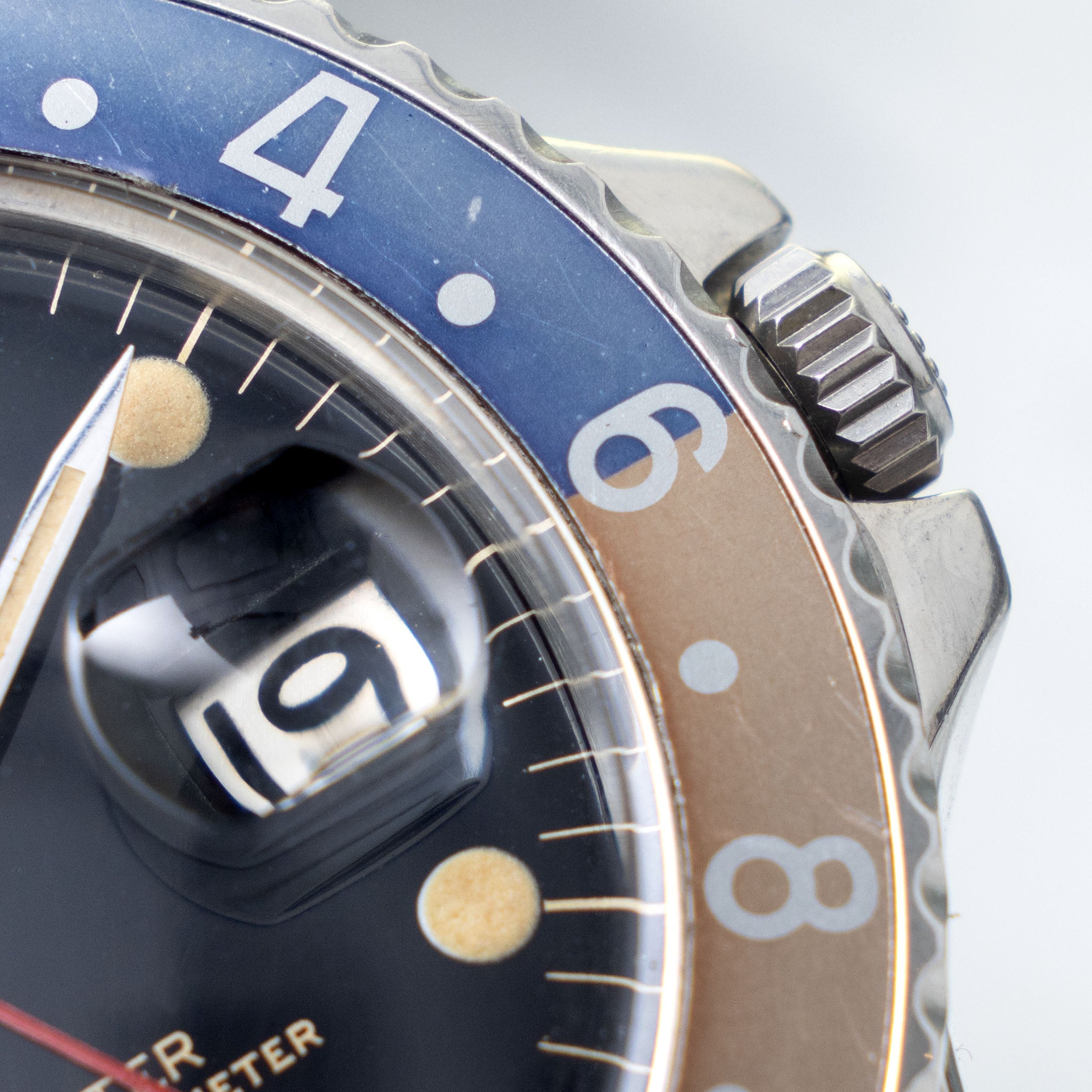 Rolex GMT-Master 1675 Pointed Crown Guard Case Gilt Dial