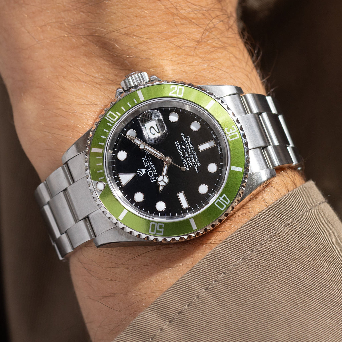 Rolex Submariner 16610LV Kermit MK1 Flat Four Box and Paper Set