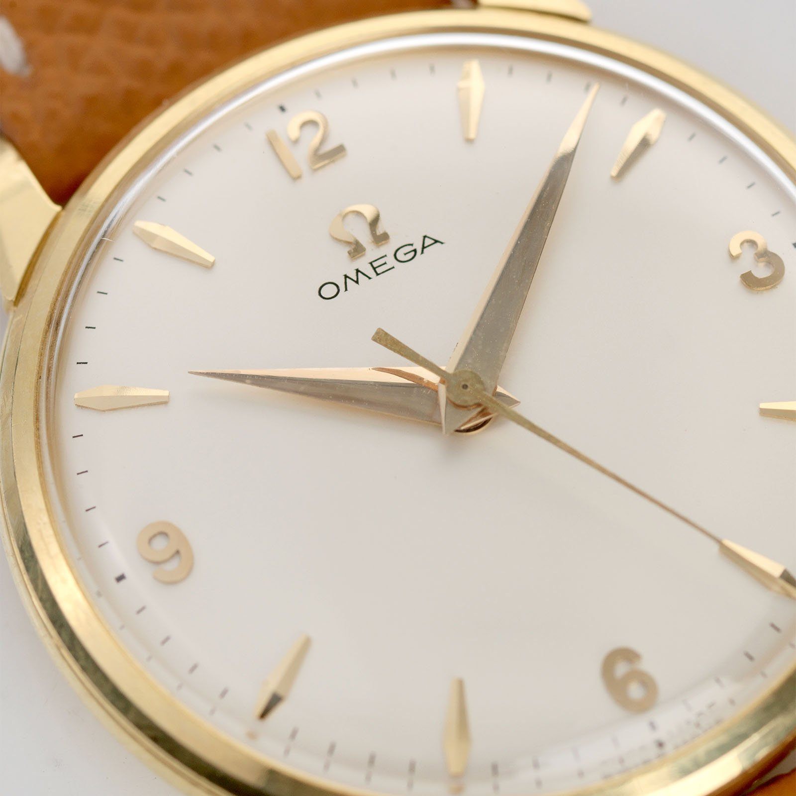 Omega Yellow Gold Dress Watch Cal.284