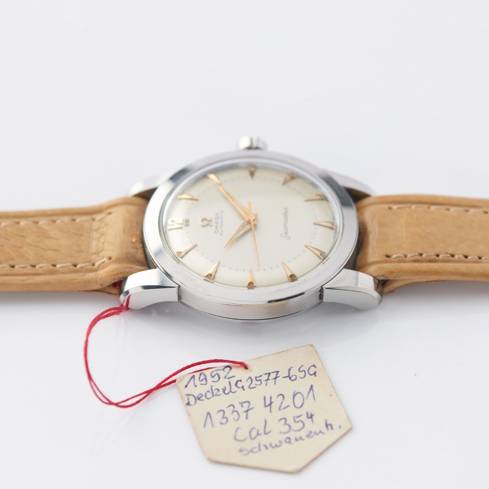 Vintage NOS Omega Seamaster Dress Watch ref 2577