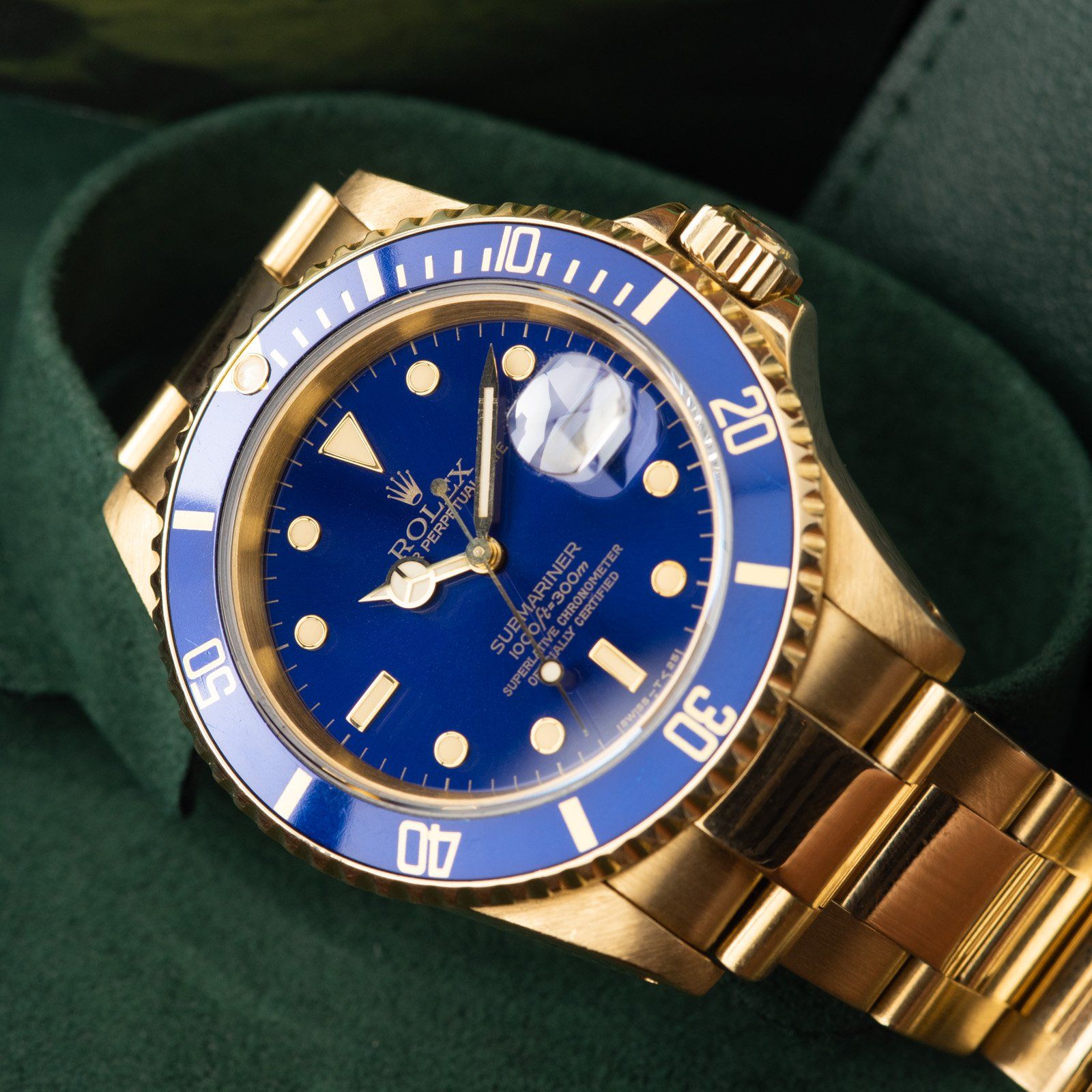 Rolex Submariner Date Purple Dial Yellow Gold 16618 Box and Papers