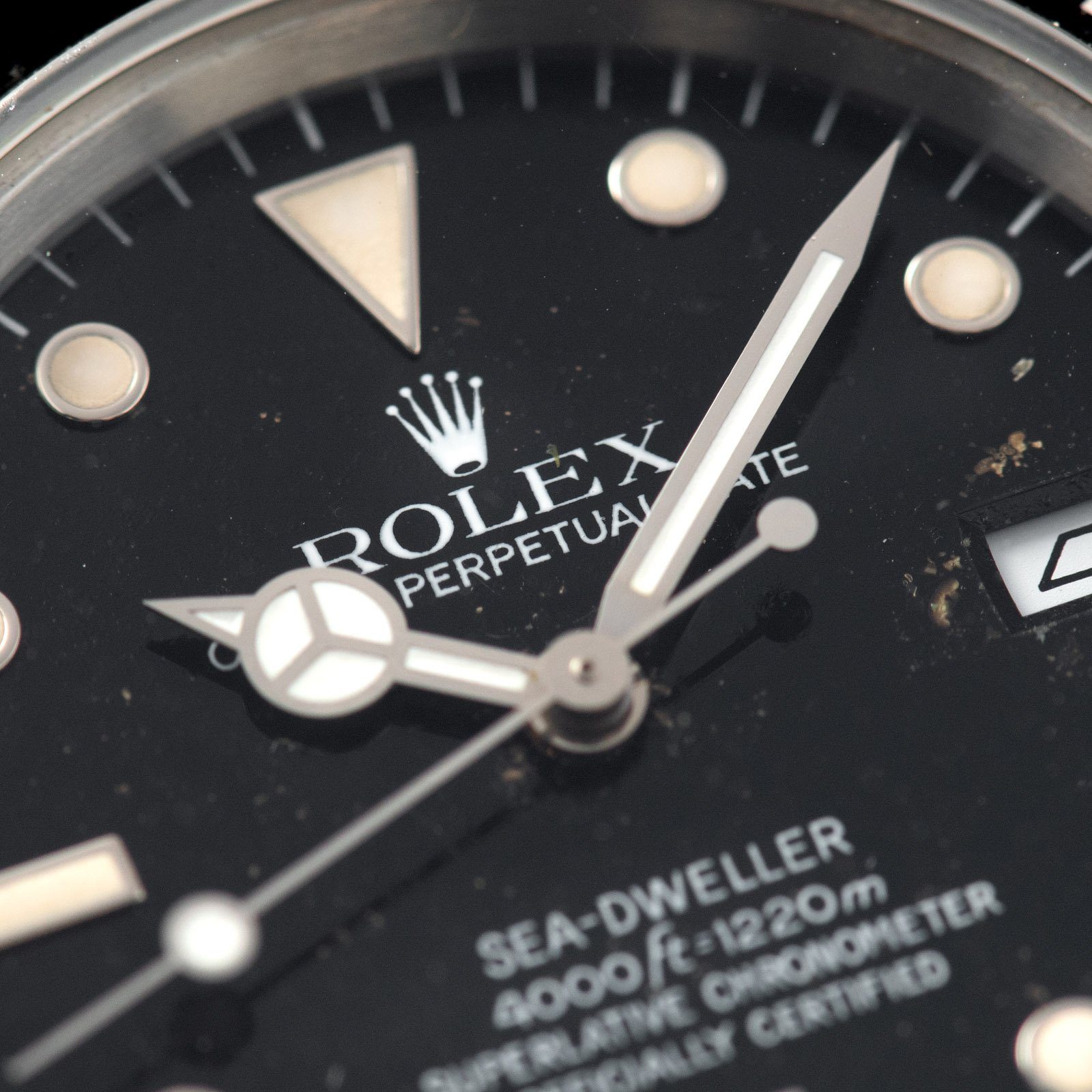 Rolex Seadweller Reference 16660 Box and Papers