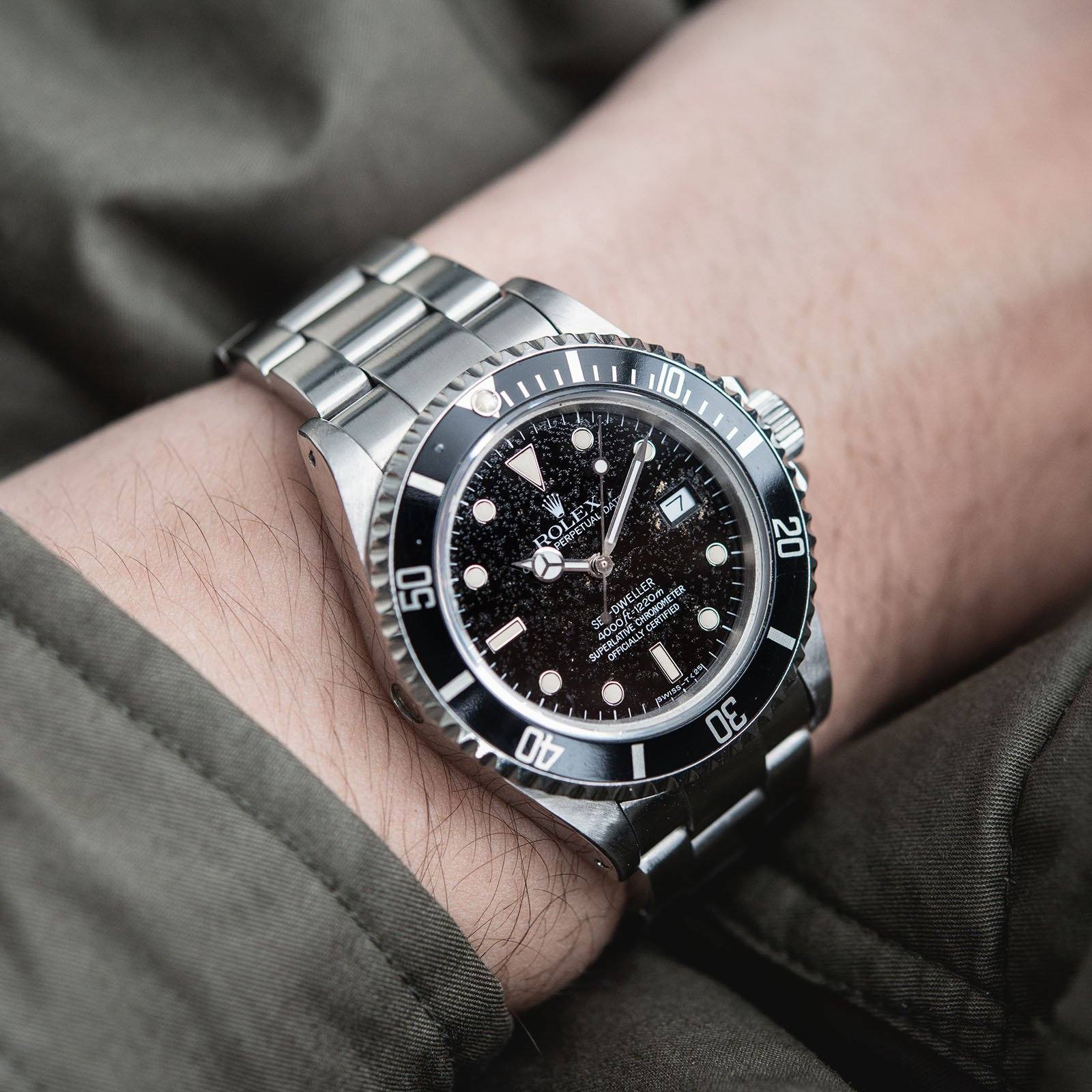 Rolex Seadweller Reference 16660 Box and Papers