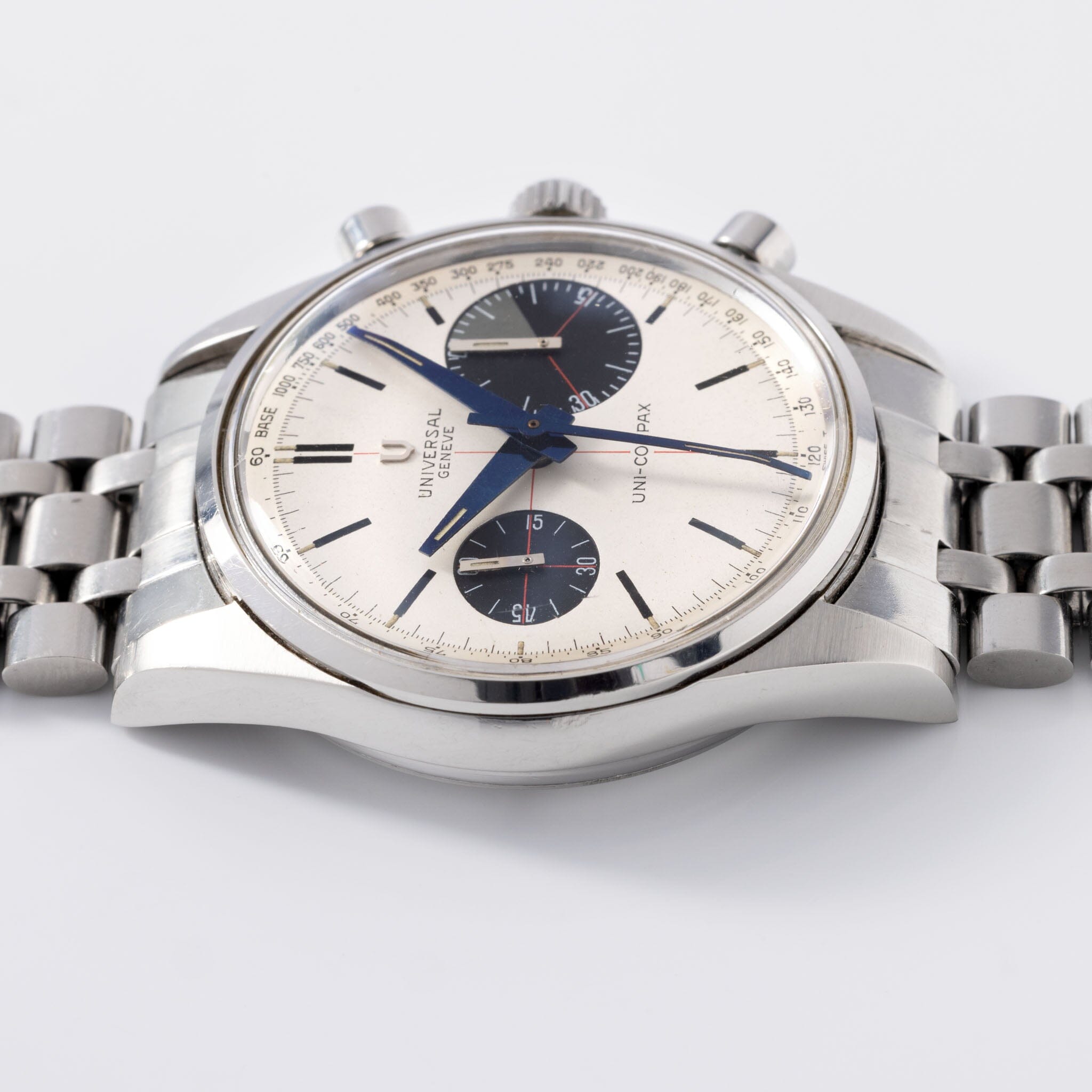 Universal Geneve Uni-Compax 884100/02 "Big Eye" White Dial