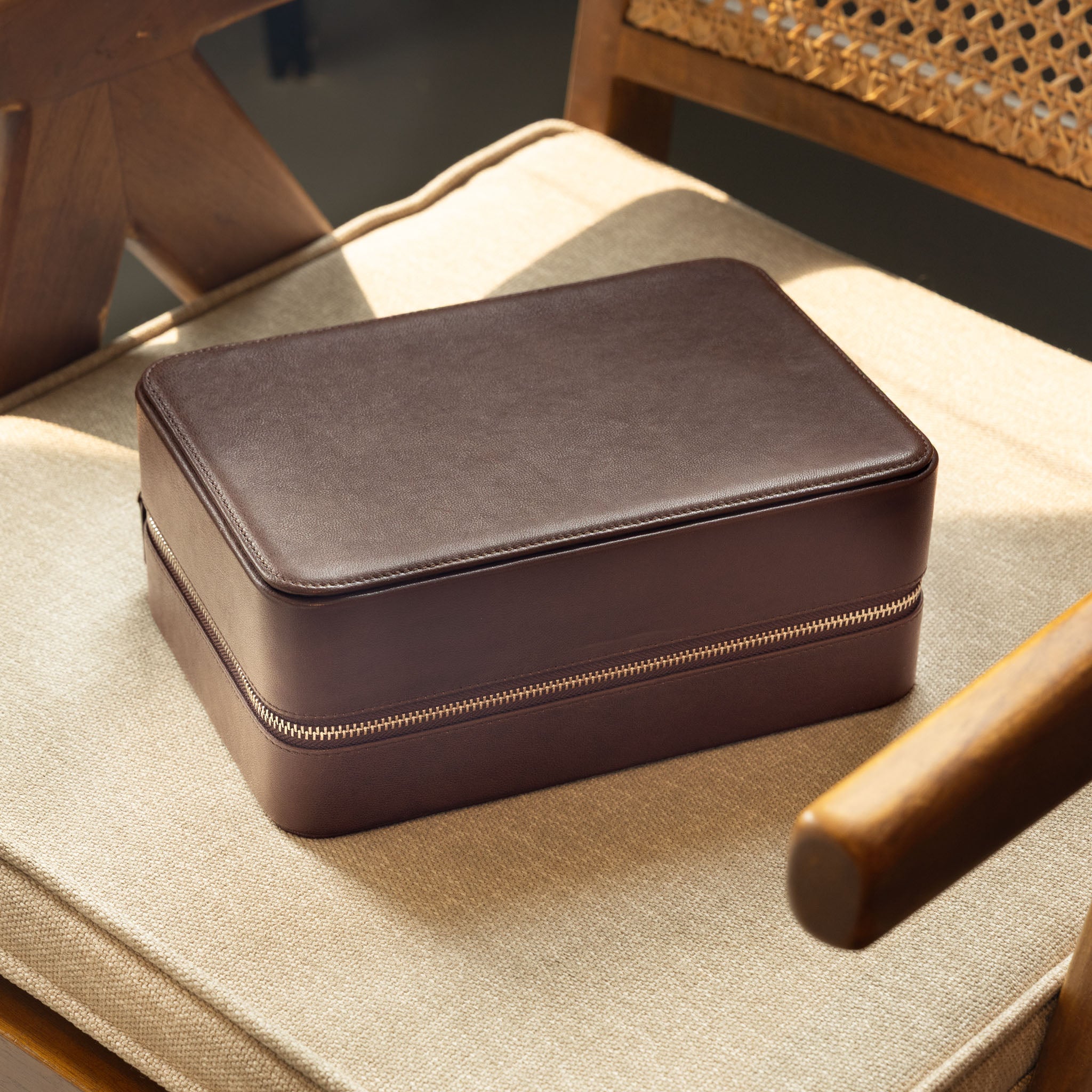 Brown Luxury Leather Watch Box by JPM