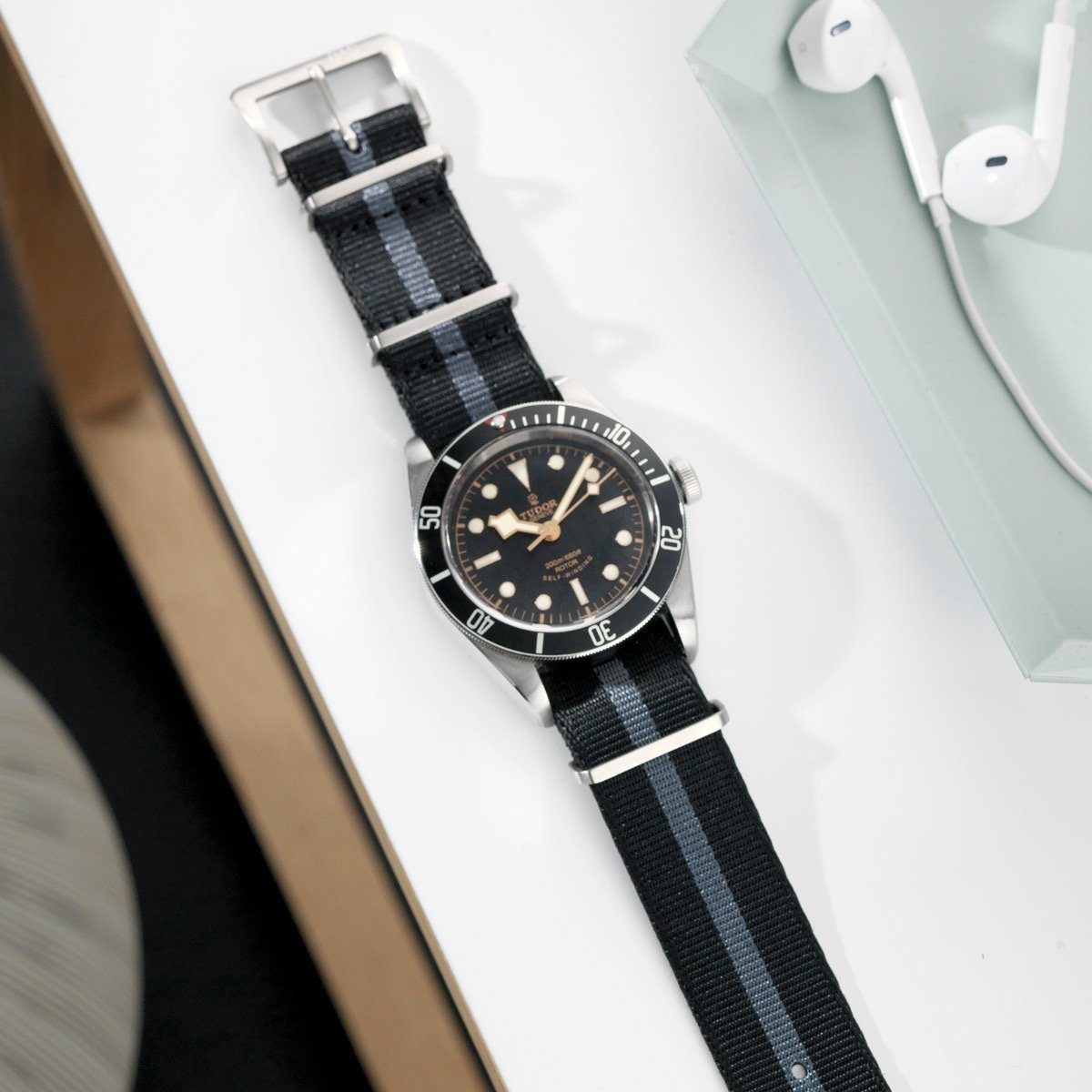 Deluxe Nylon Nato Horlogeband Zwart Grijs Gestreept